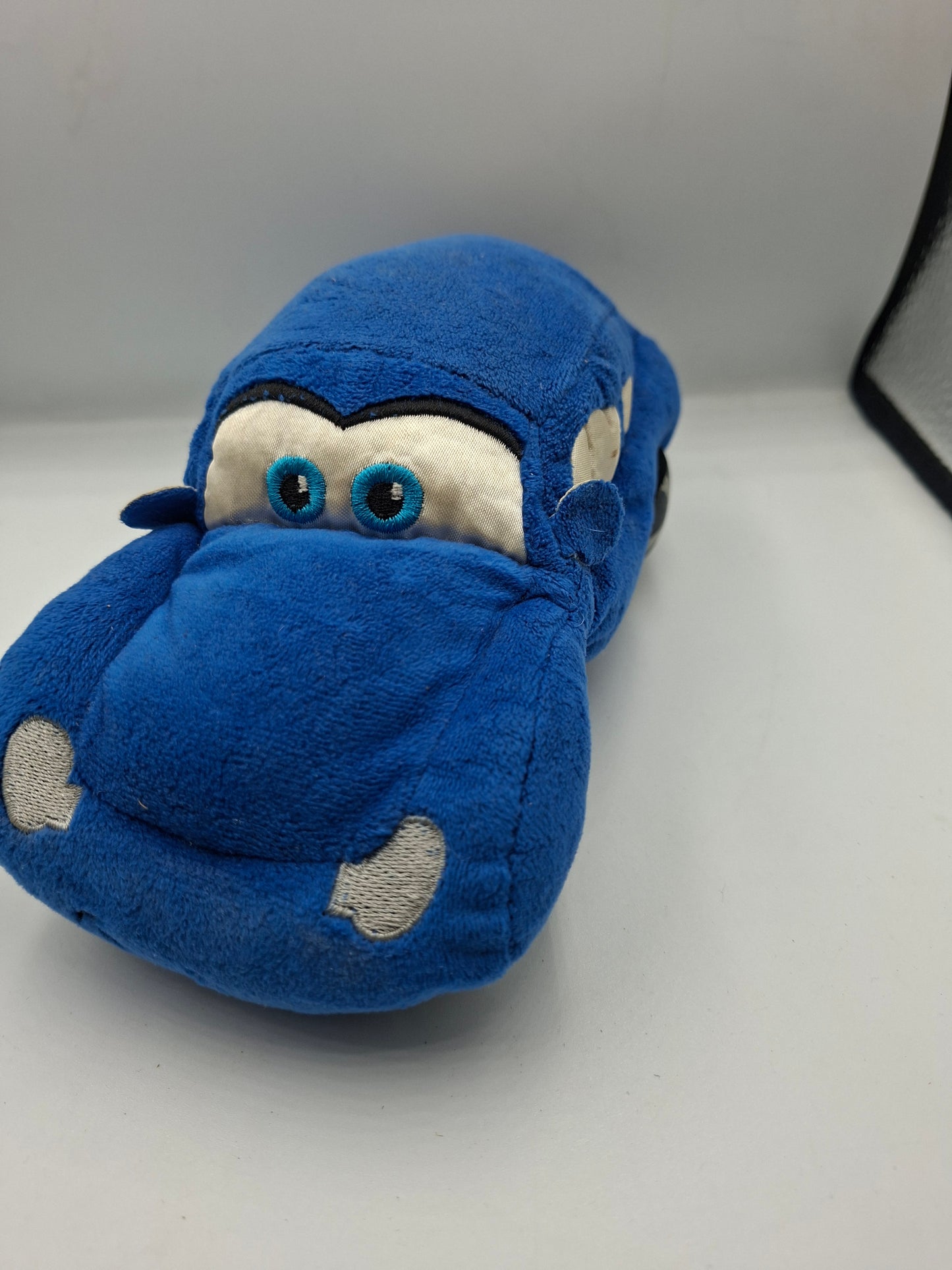CAR SOFT TOY