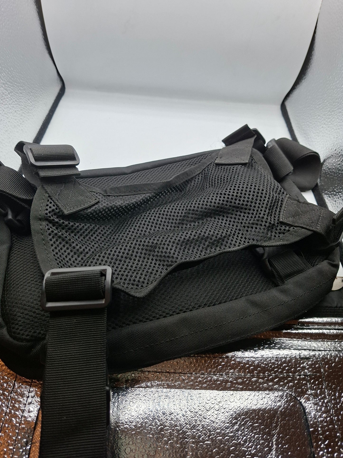 CHEST BAG