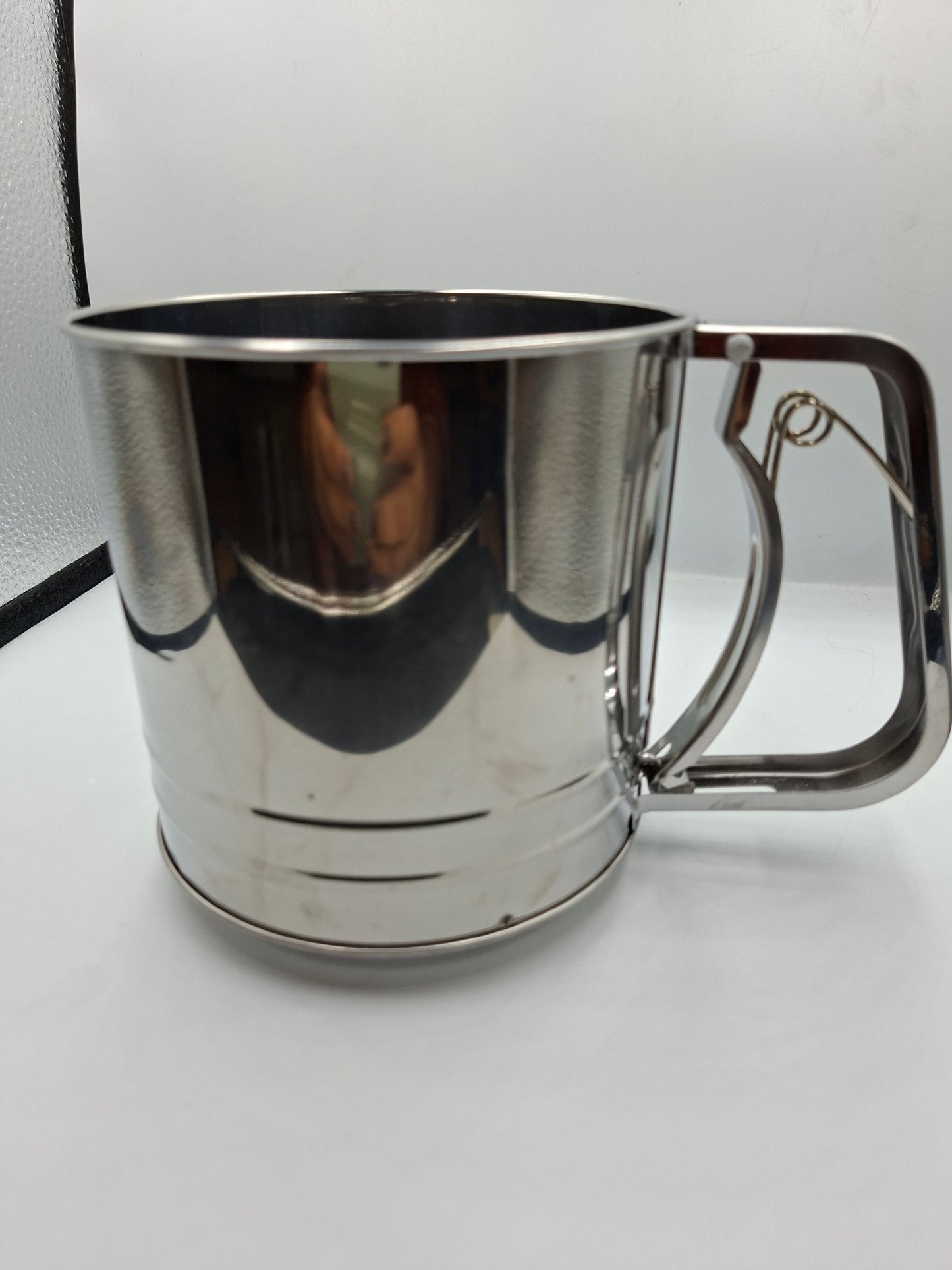 FLOUR SIFTER