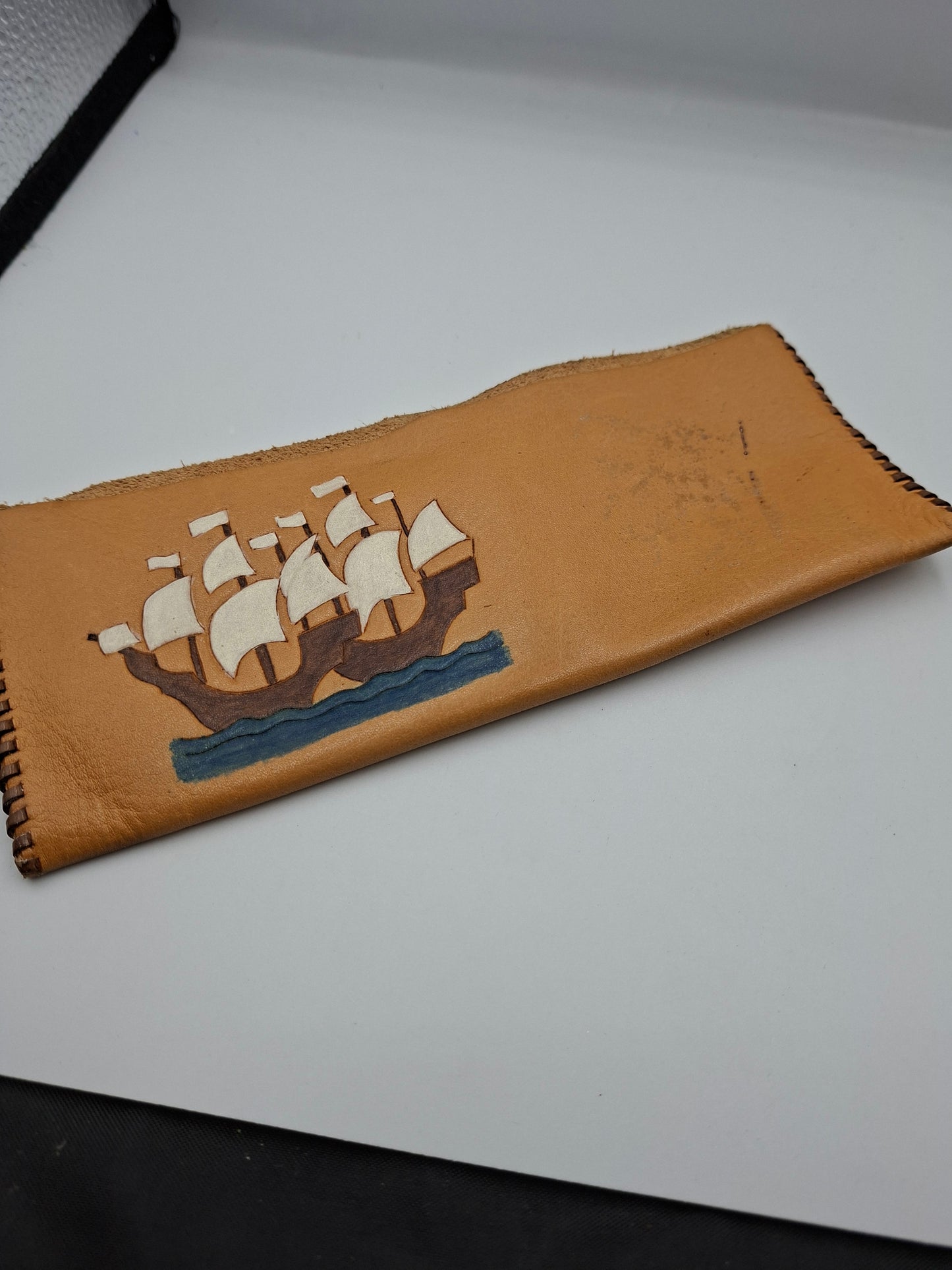 LEATHER POUCH