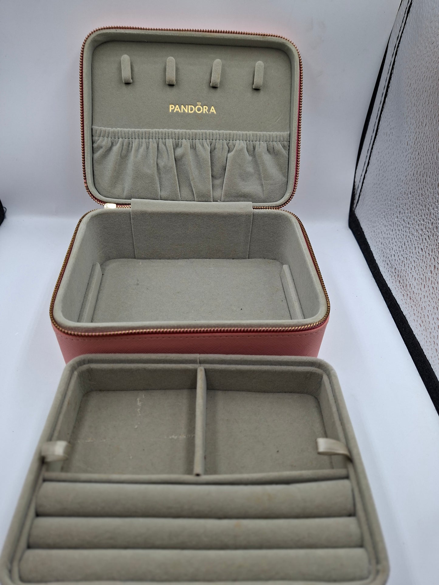 JEWELLERY ORGANISER
