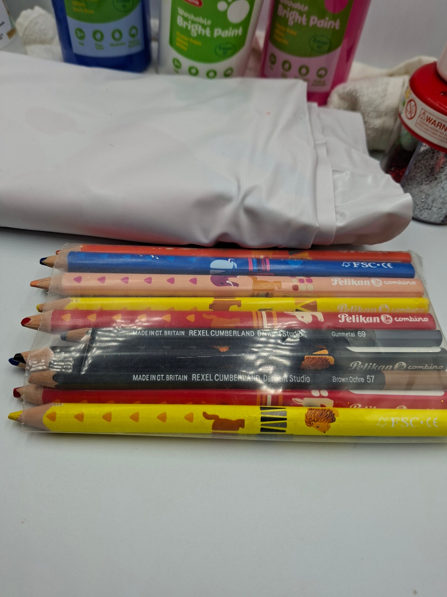 ARTS AND CRAFT SET