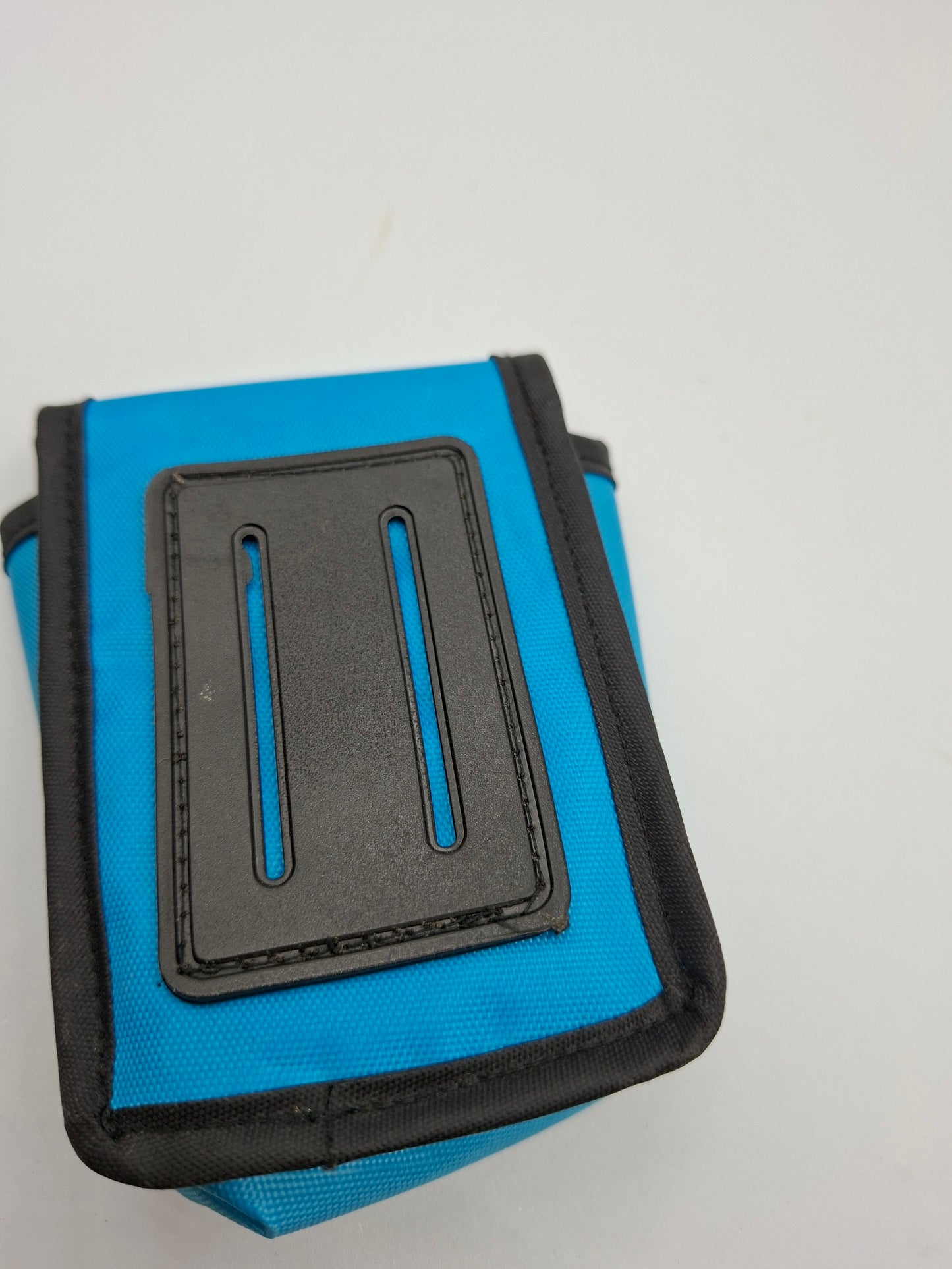 POUCH