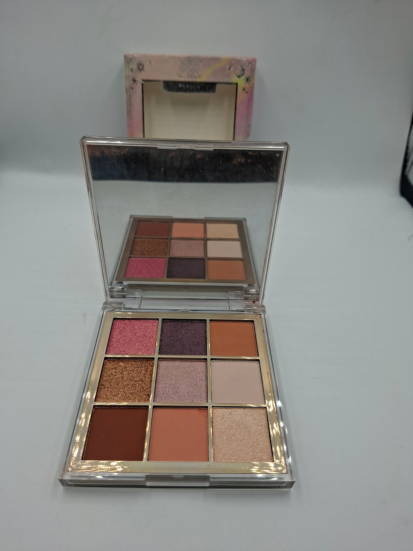 MAKEUP REVOLUTION PALLATE