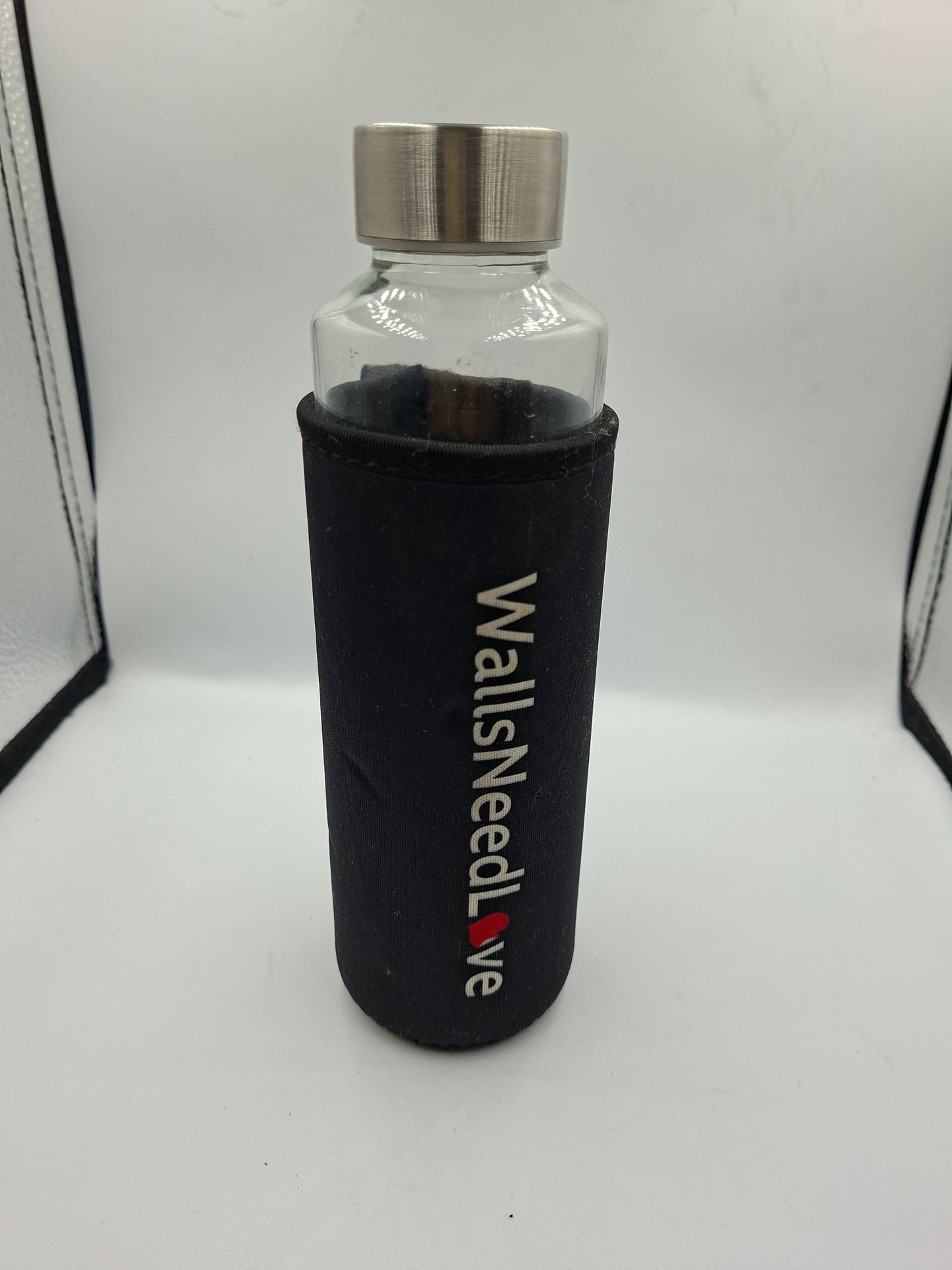 GLASS BOTTLE WITH COVER