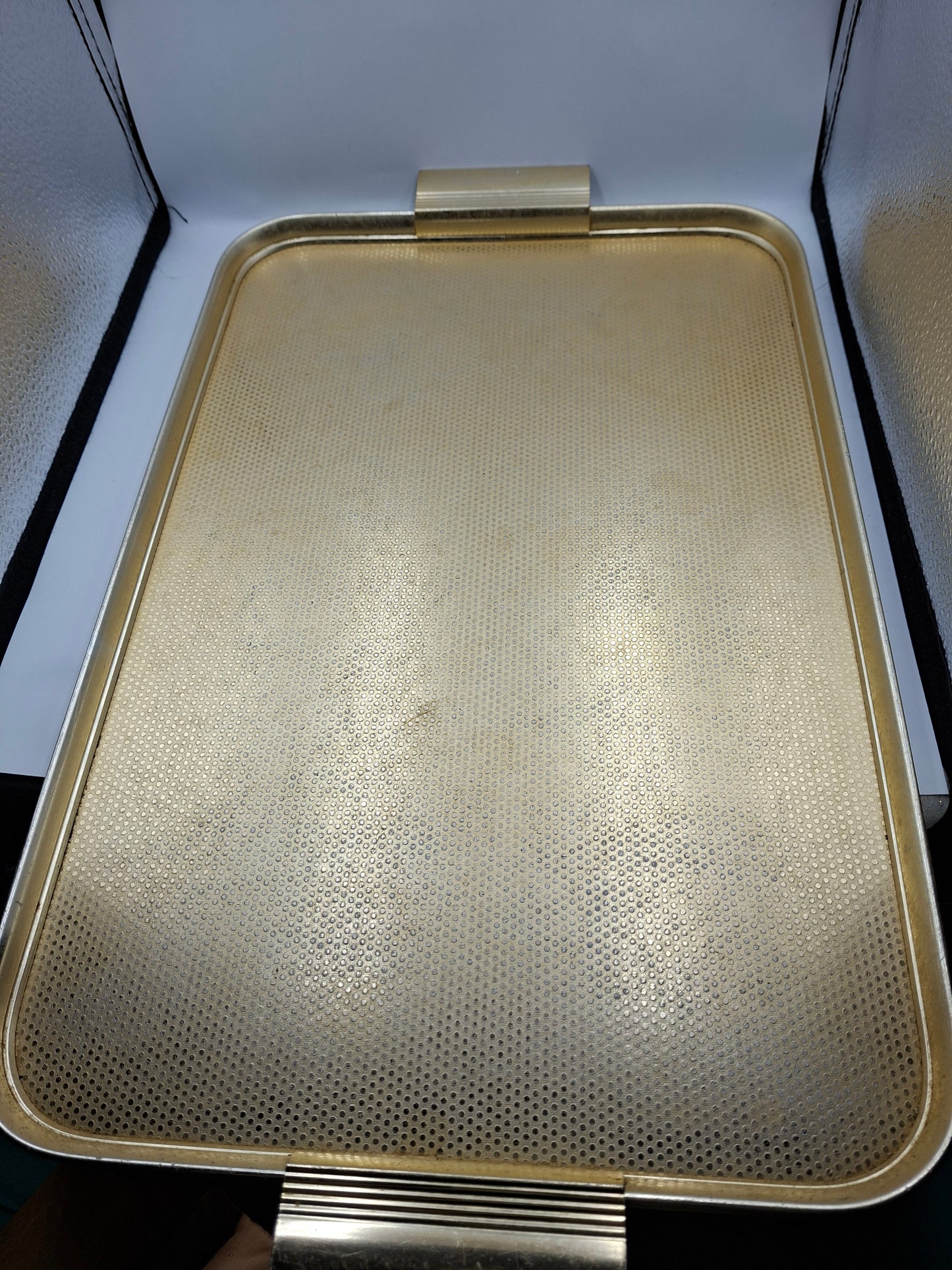 TRAY USED