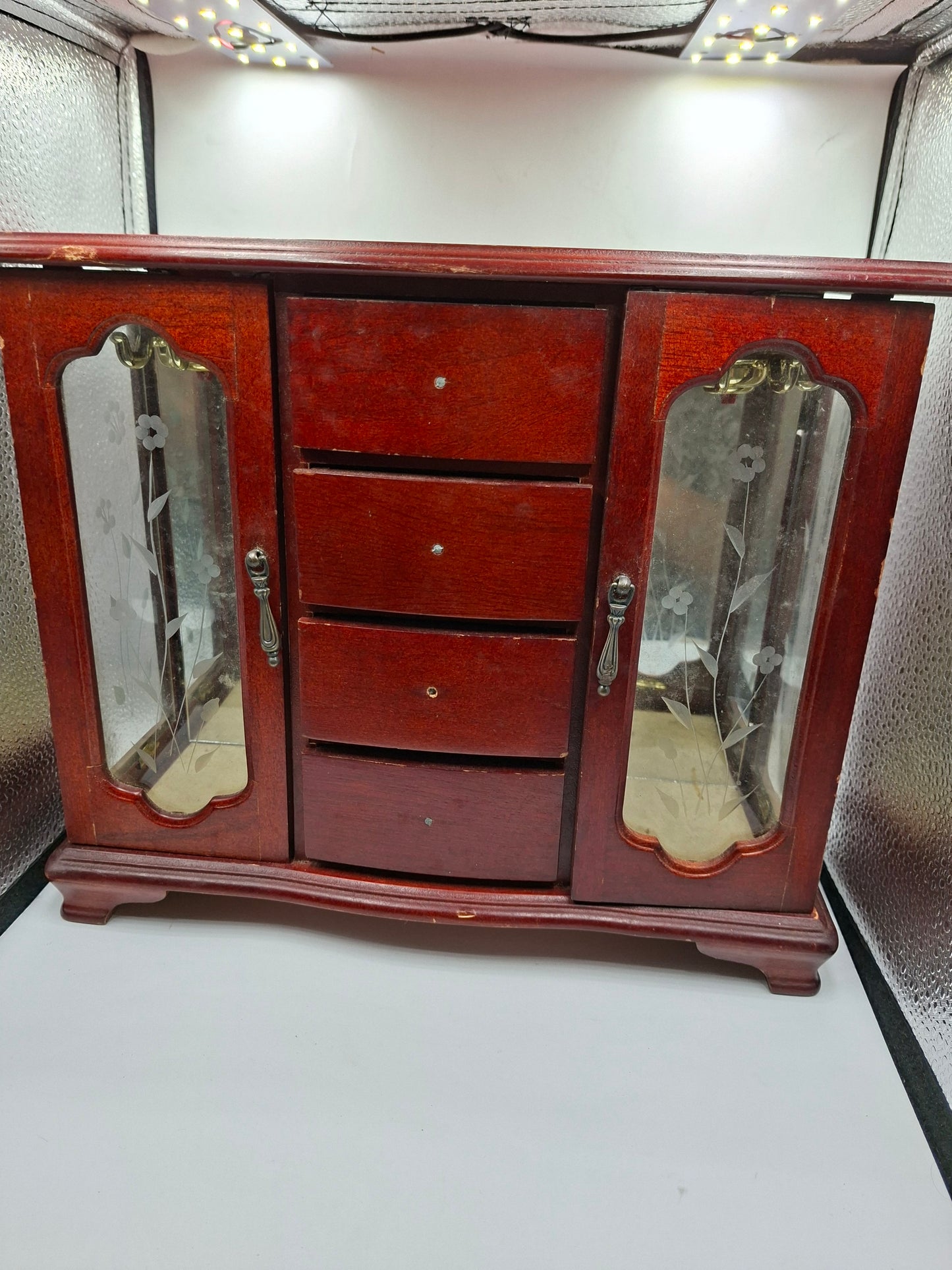 WOODEN JEWELLERY ORGANIZER