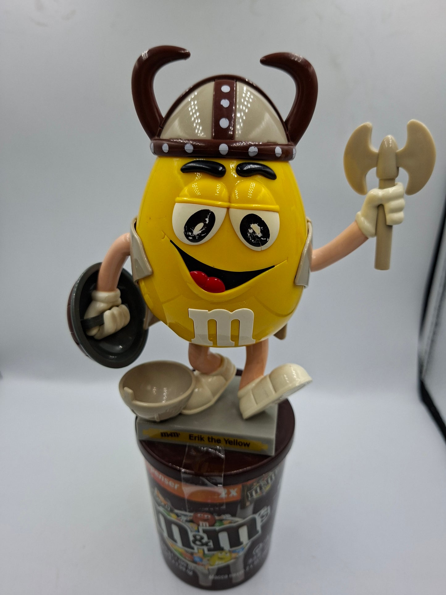 CHOCOLATE DISPENSER
