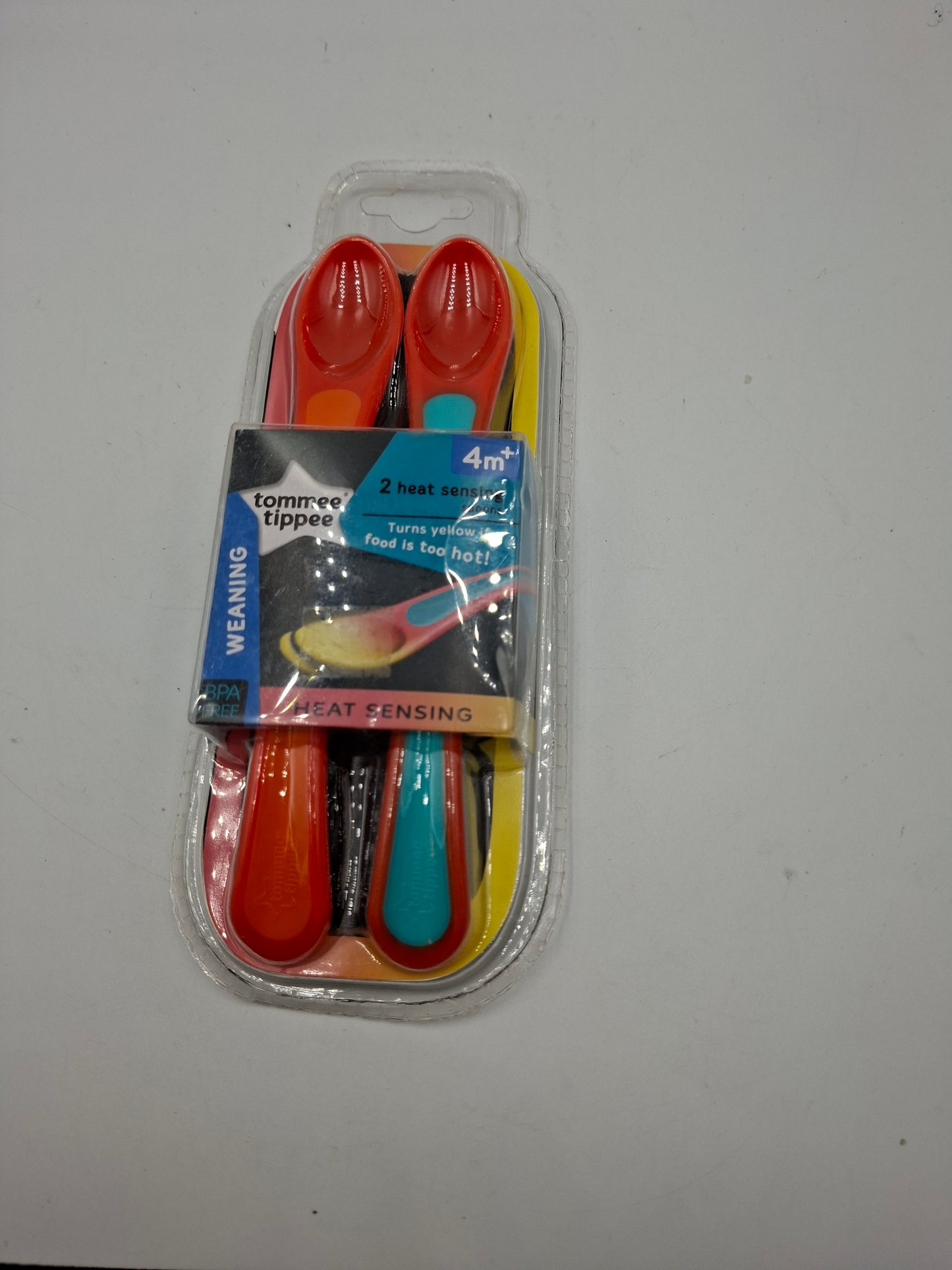 TOMMEE TIPPEE WEANING SPOONS