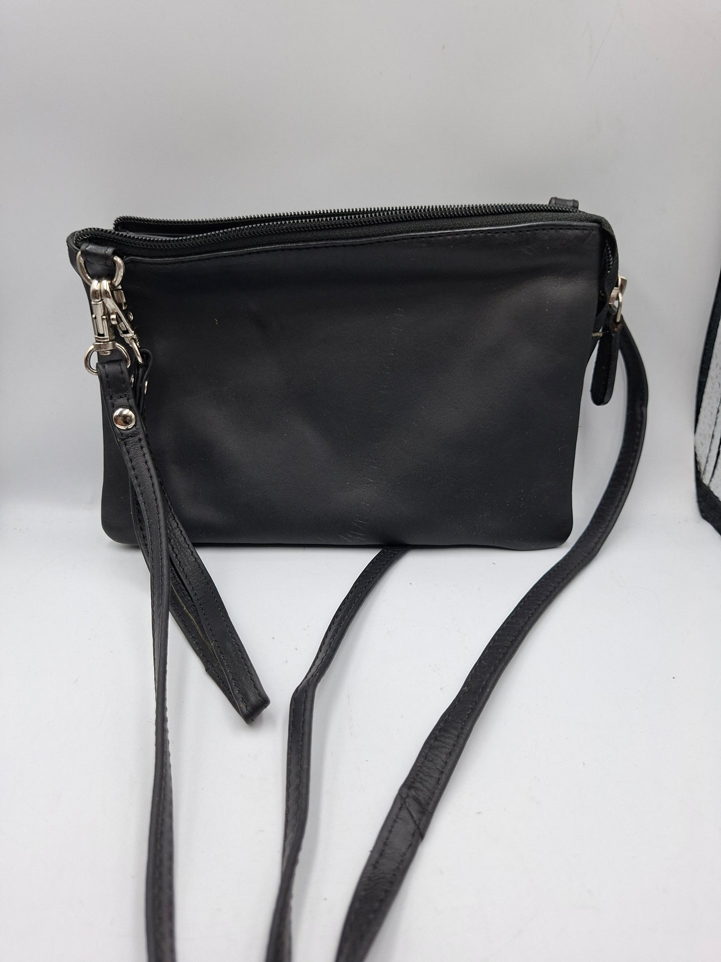 LEATHER PURSE