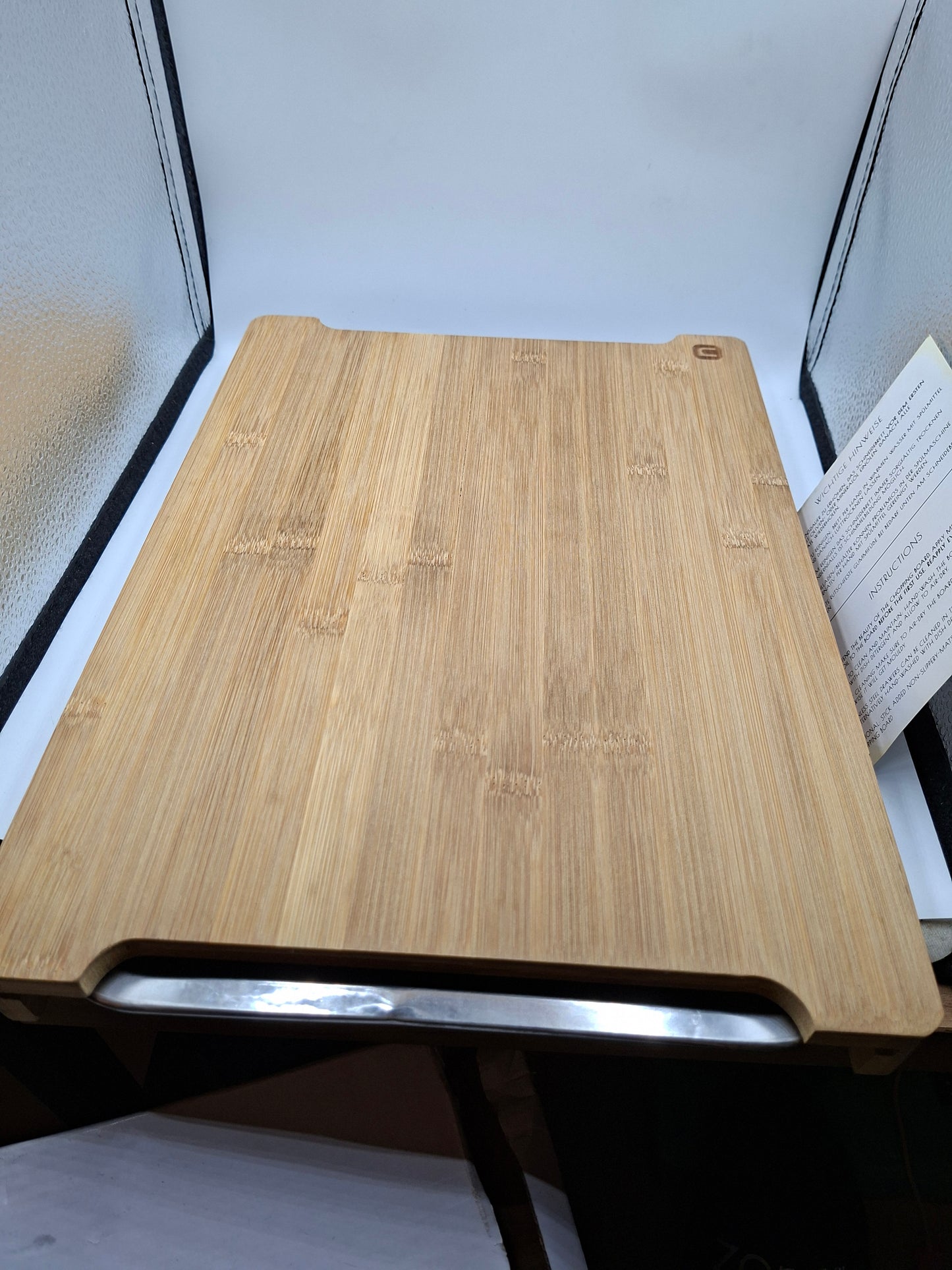 CUTTING BOARD