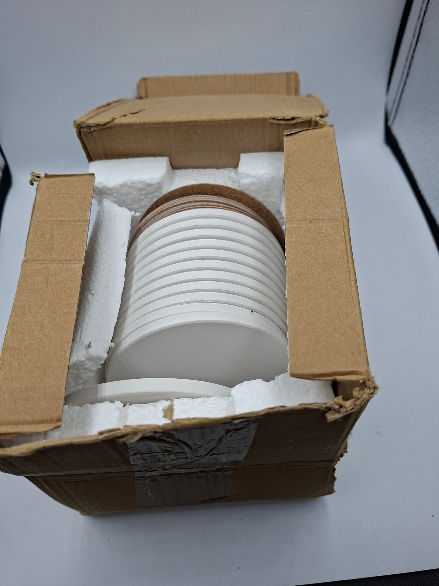 ROUND CERAMIC TILES