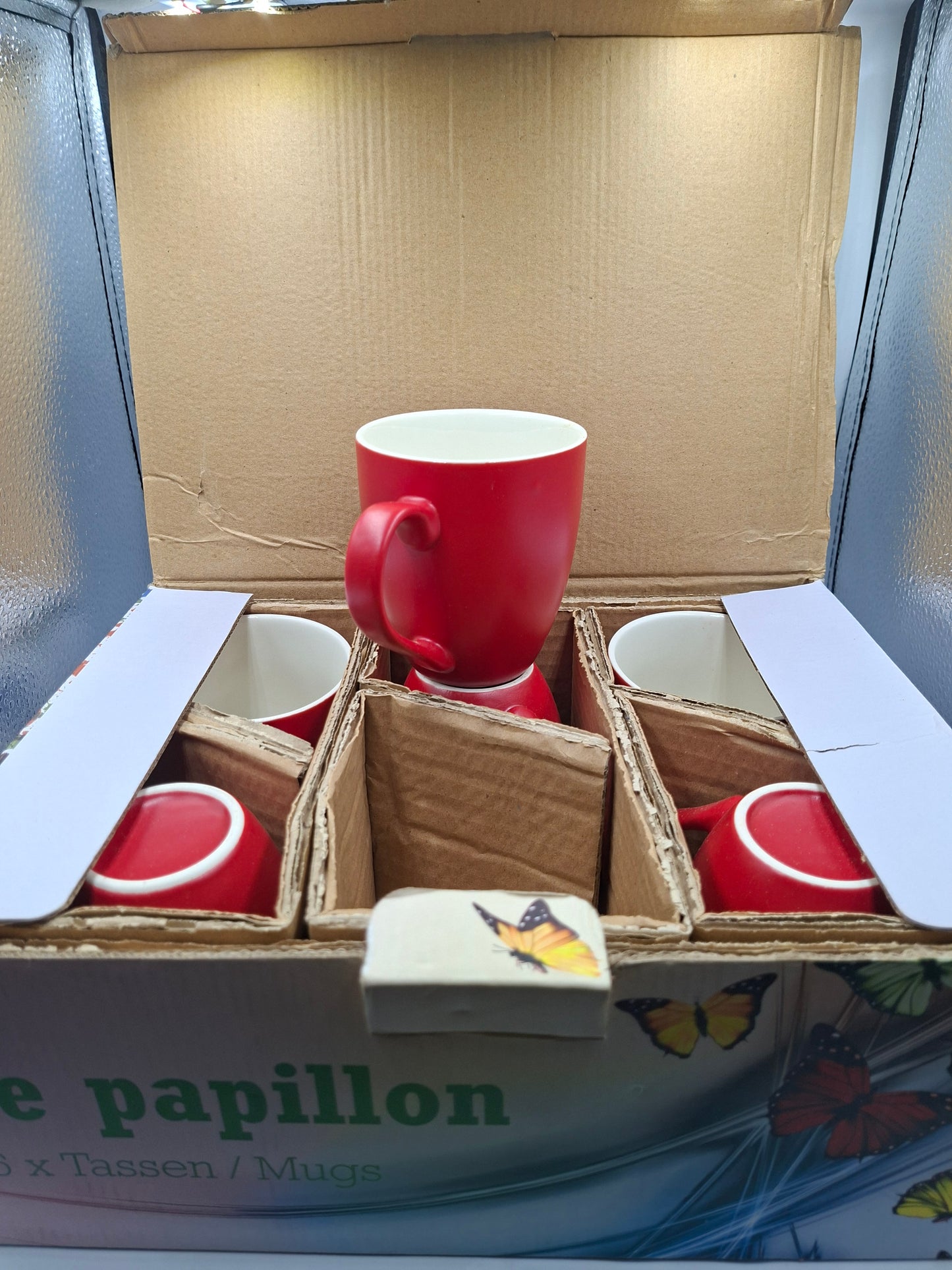 6 MUGS BOX