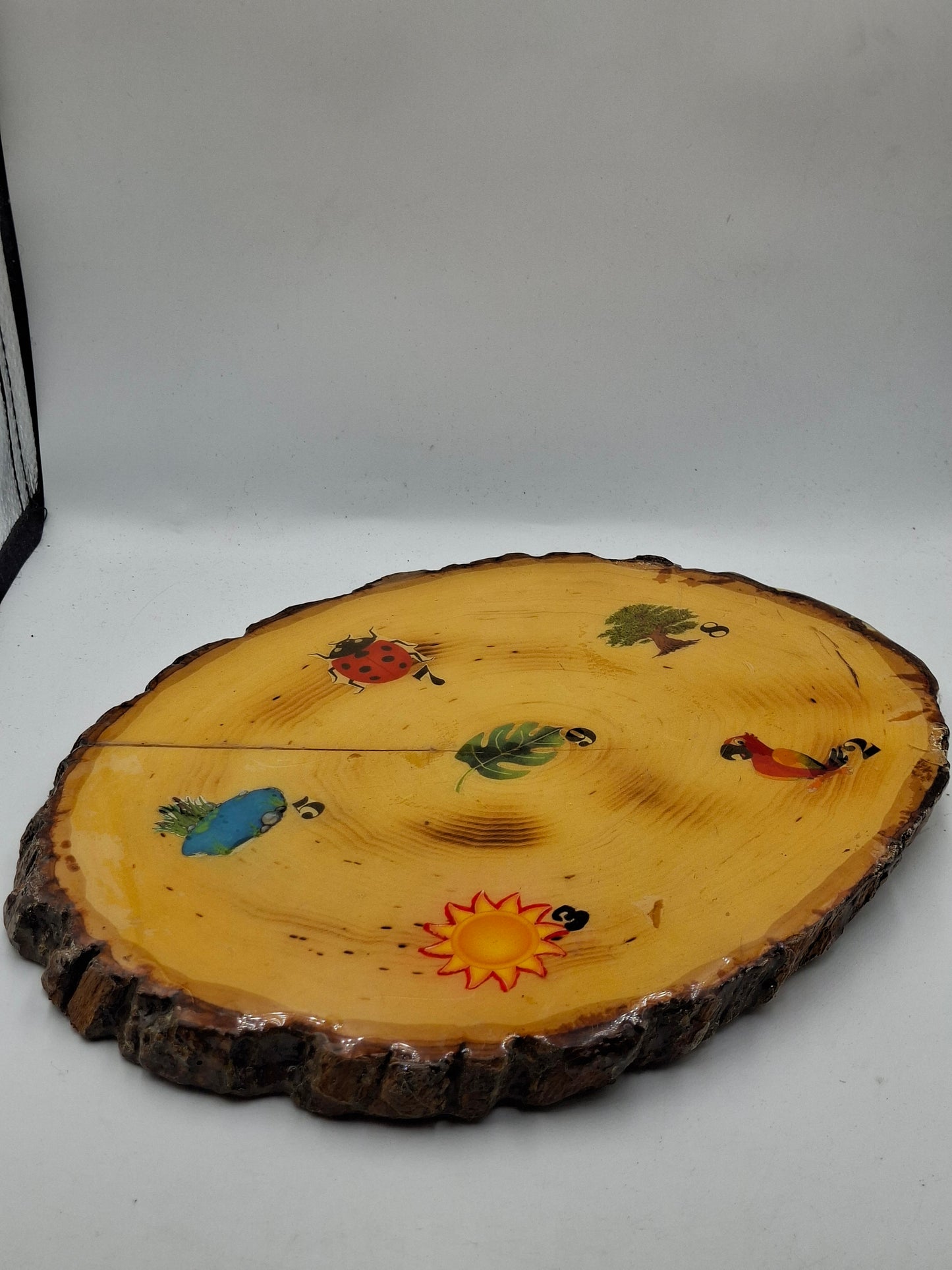 ARTS AND CRAFT