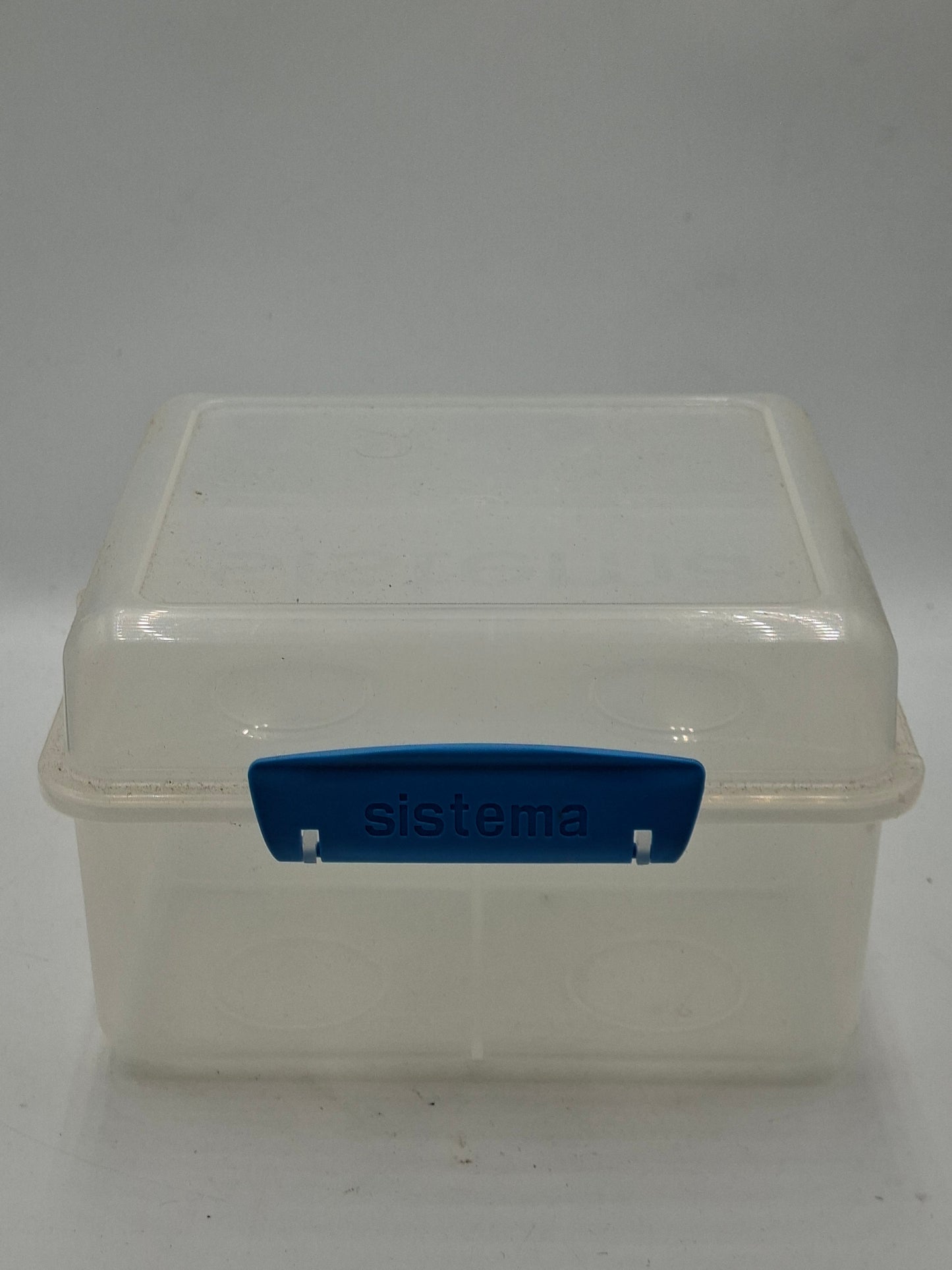 CONTAINER