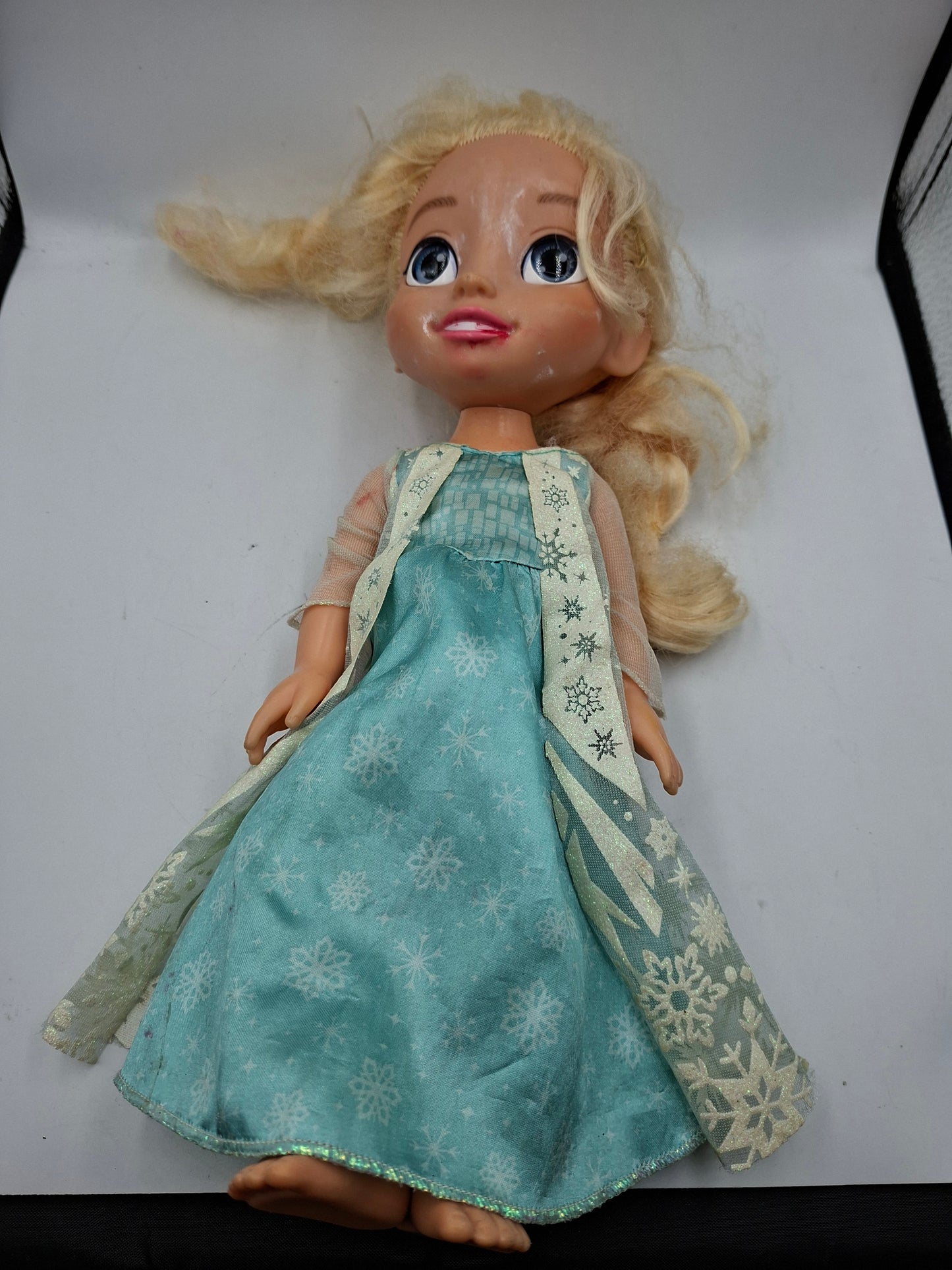 DOLL