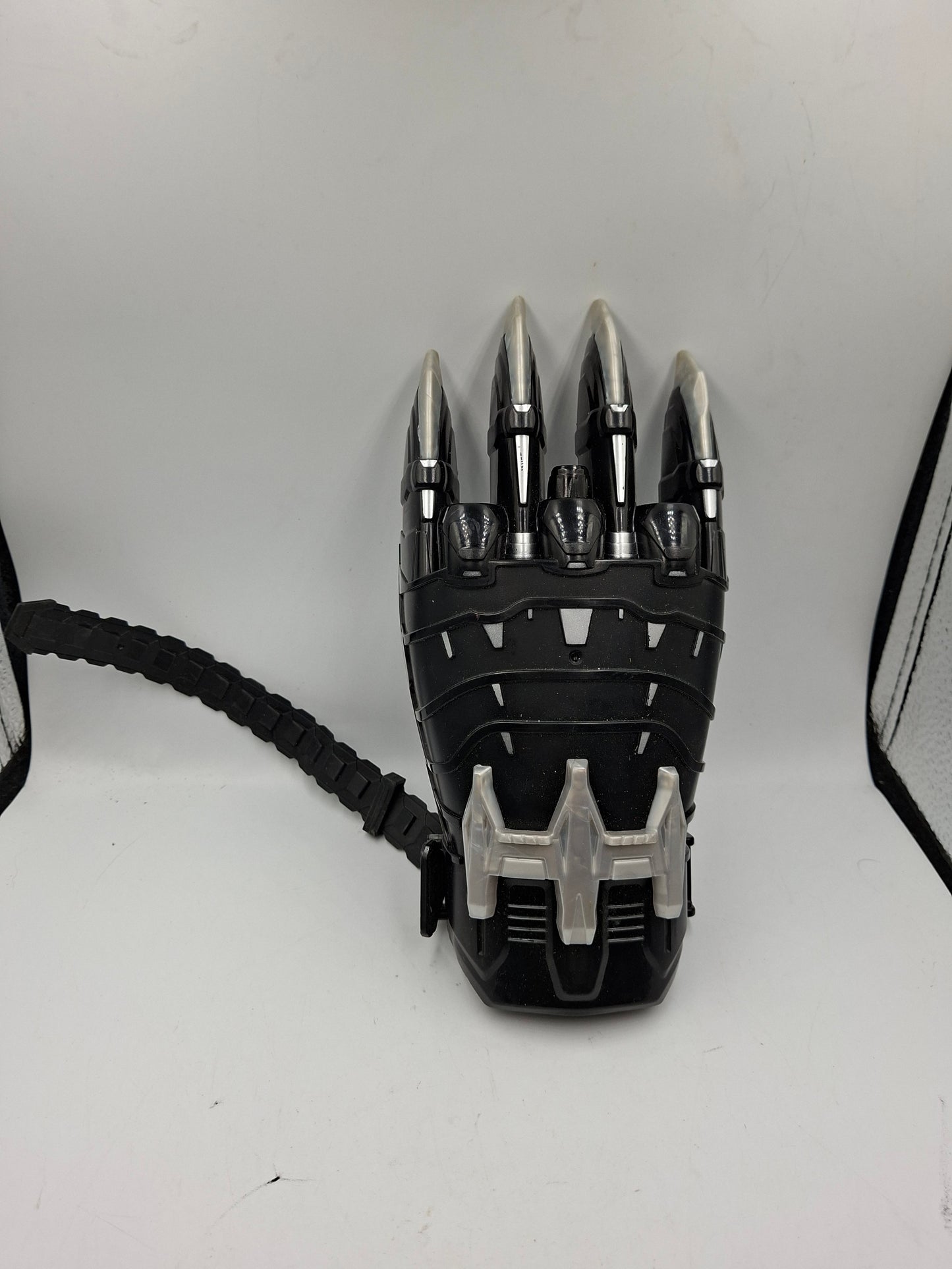 GLOVE