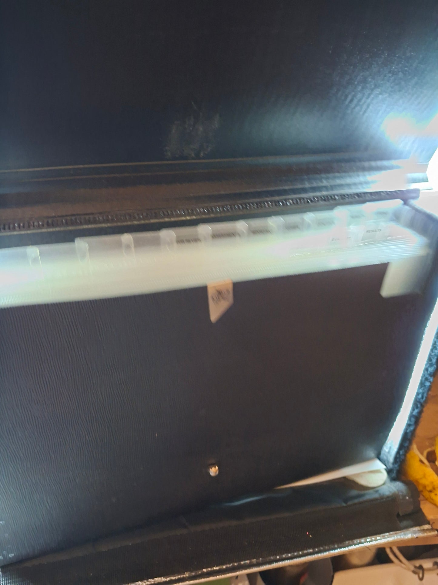 POCKET FOLDER
