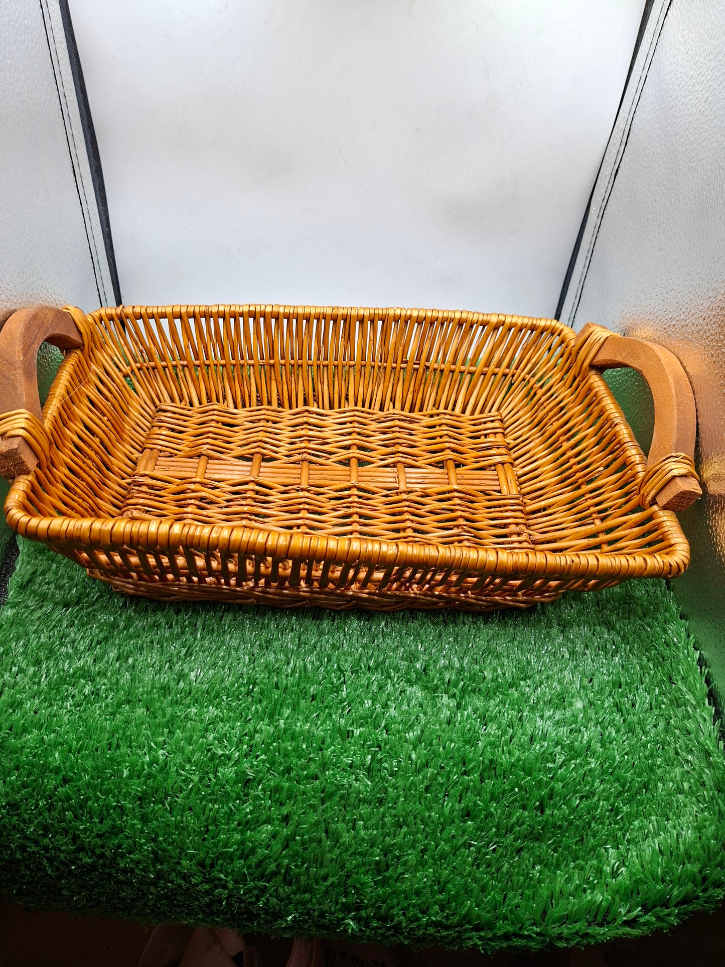 BASKET