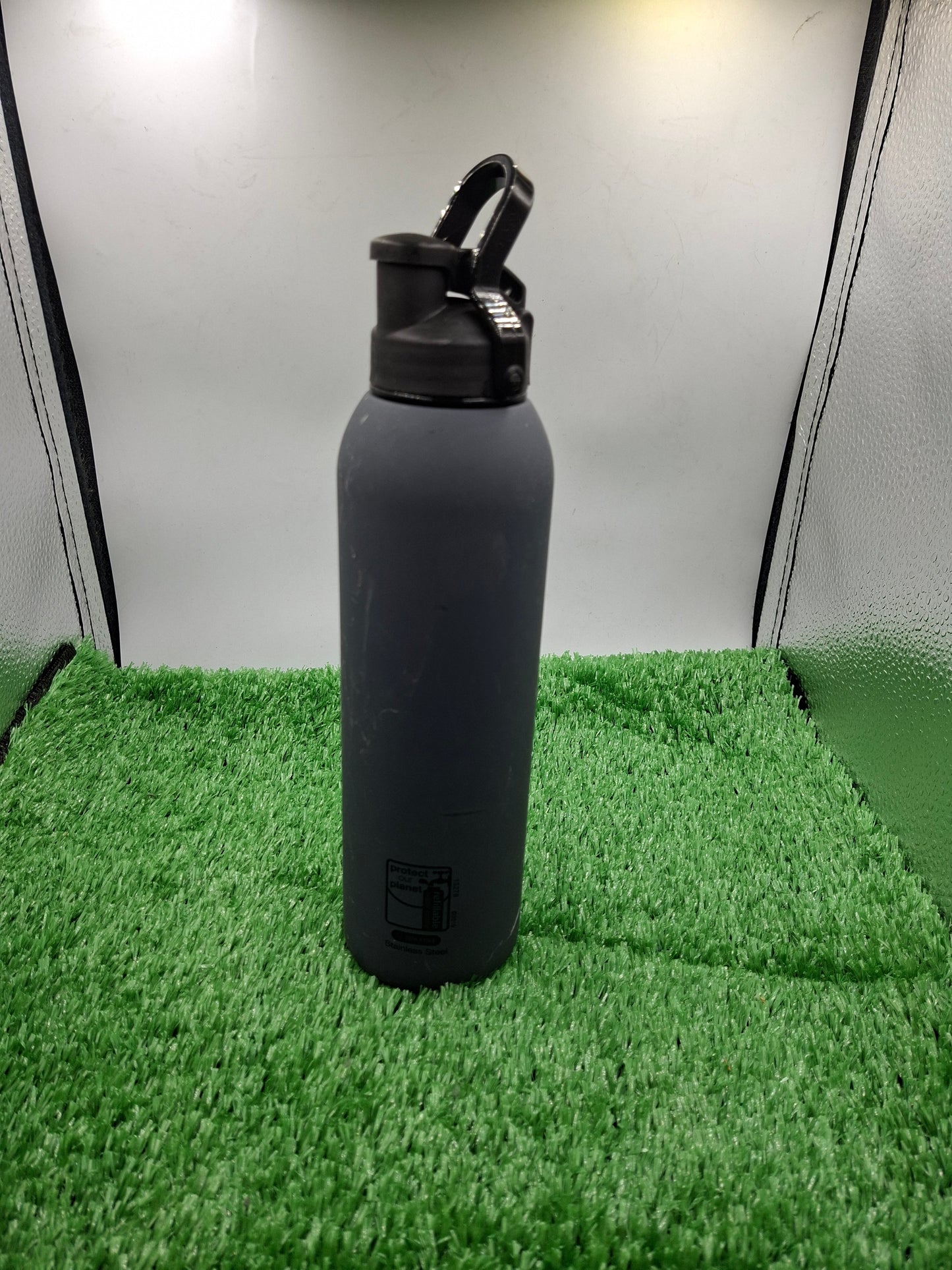 WATER BOTTLE