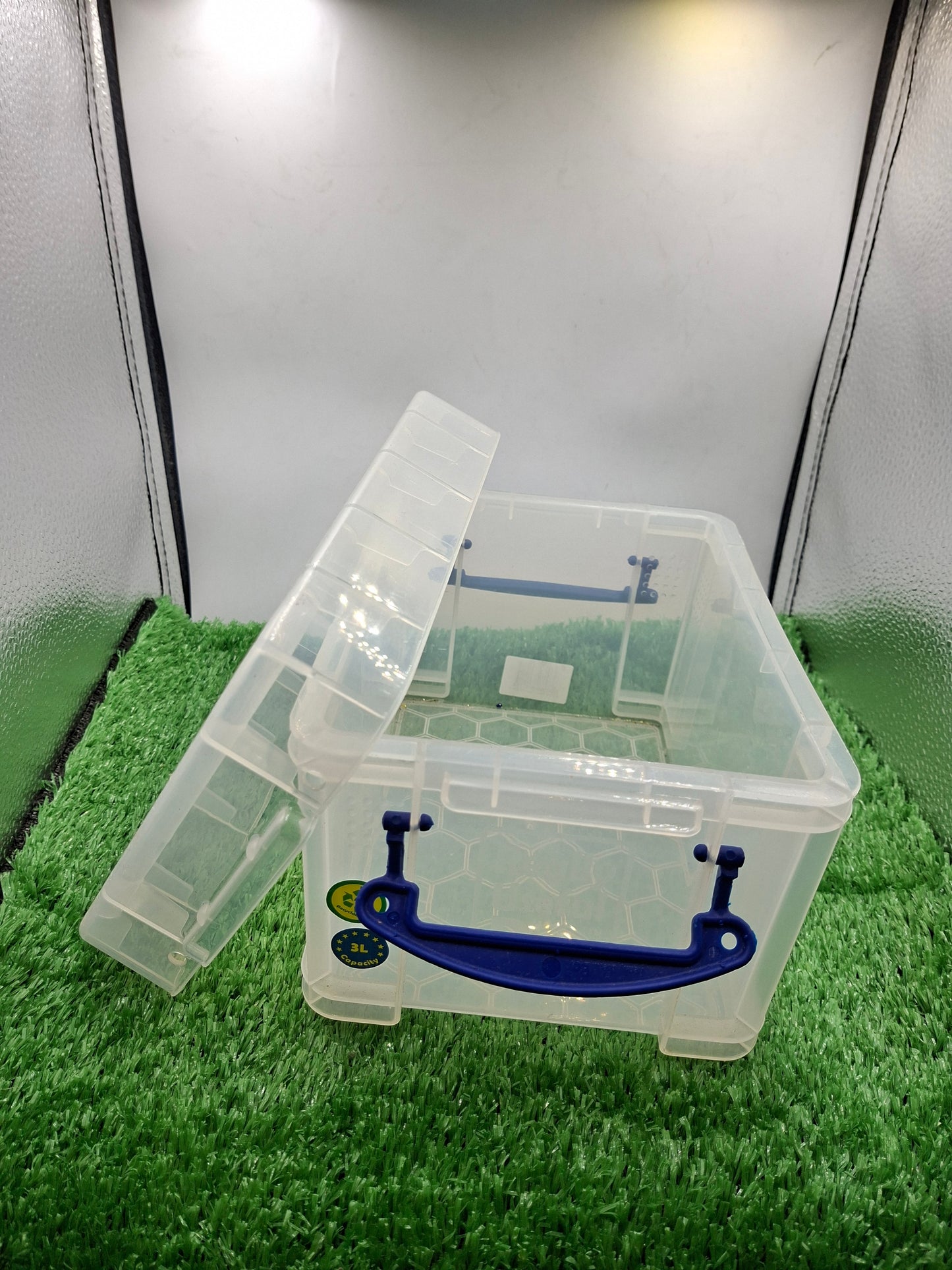 BIG AIR TIGHT CONTAINER