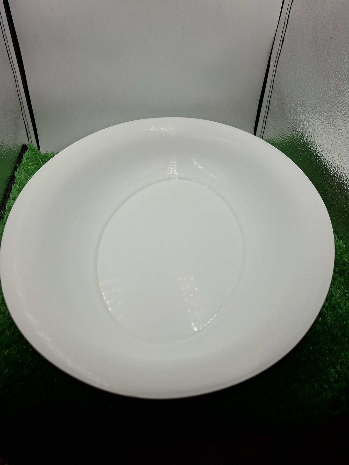 PLASTIC TRAY