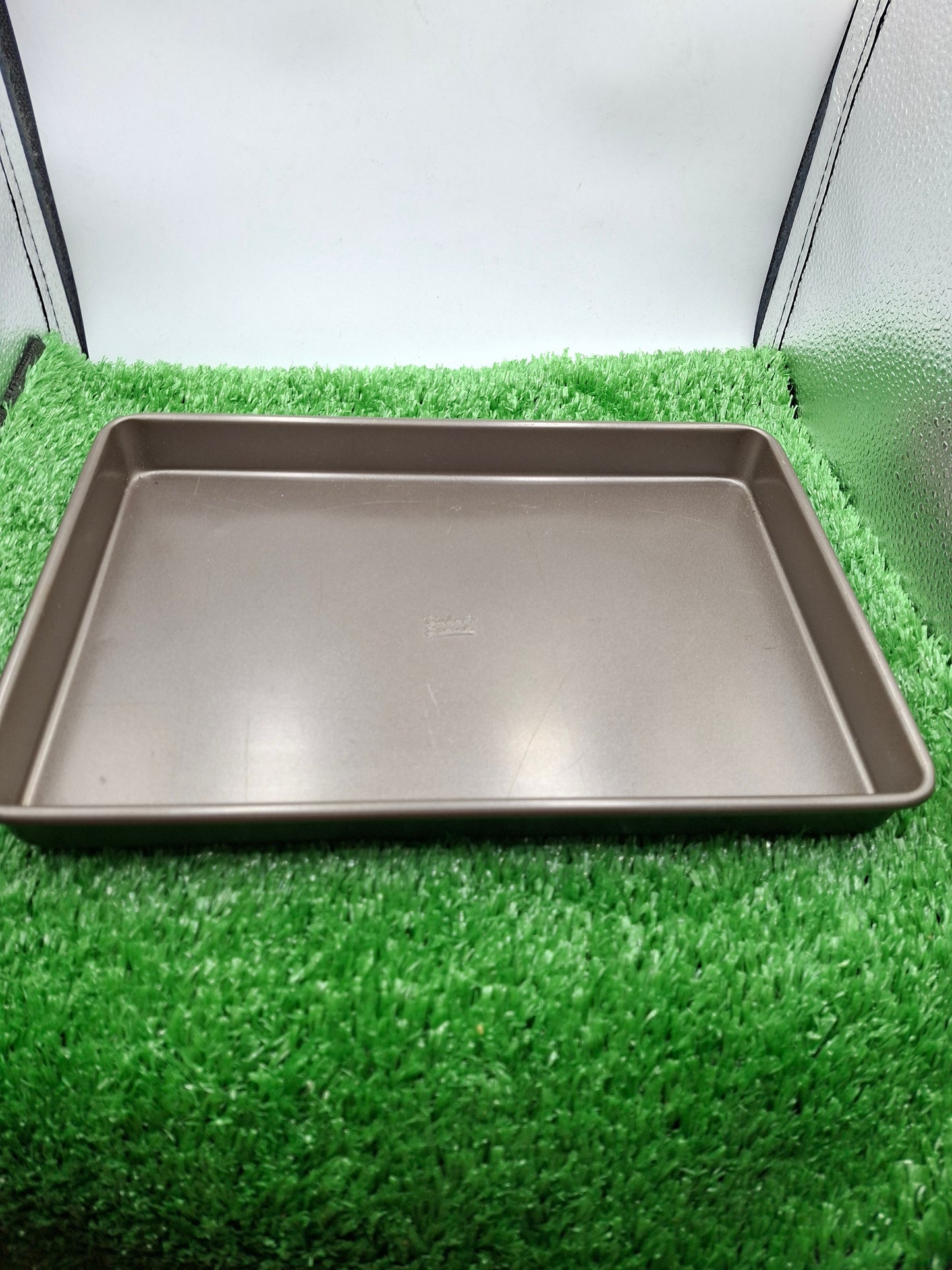 BAKING TRAY