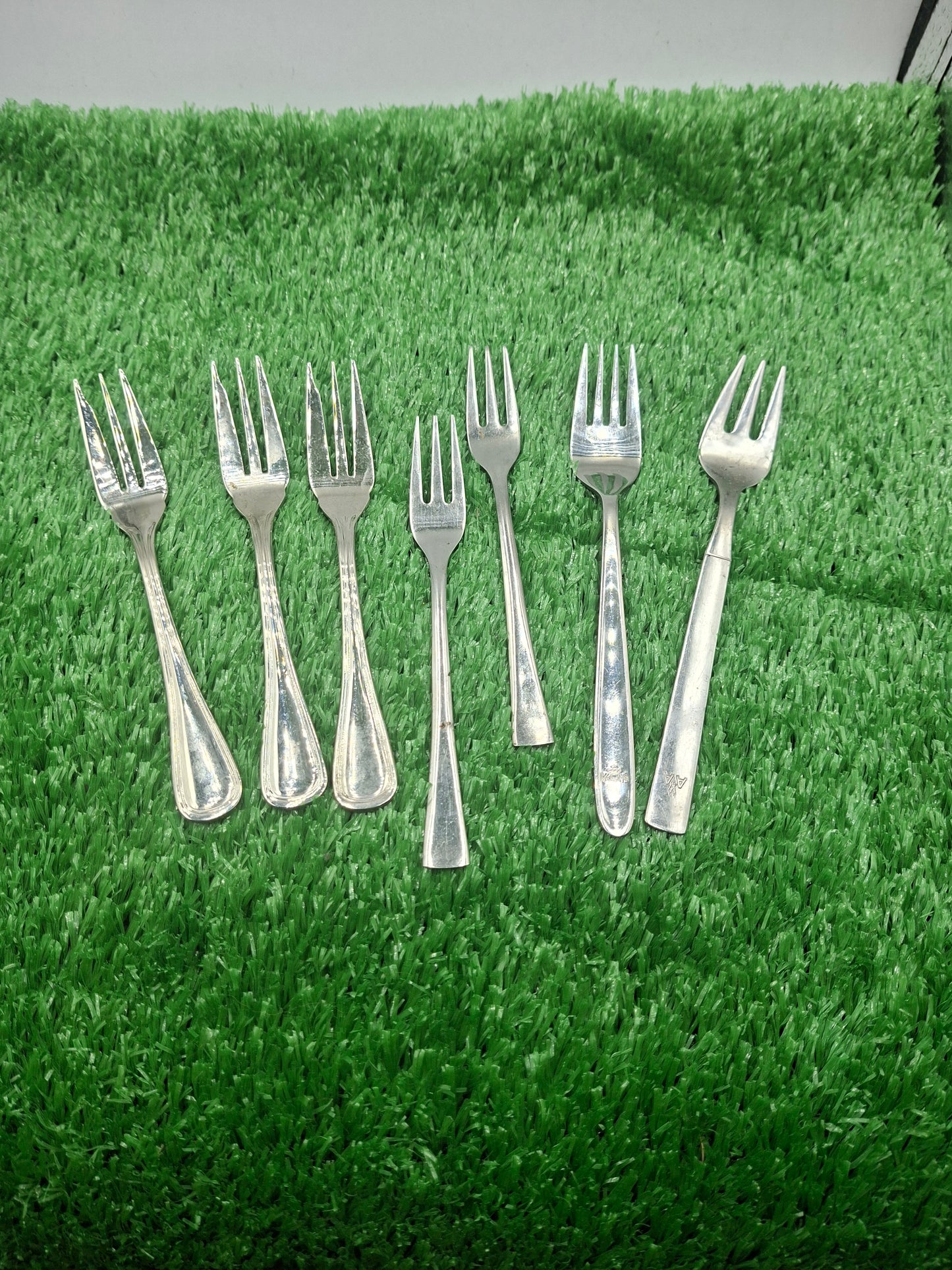 SMALL FORKS