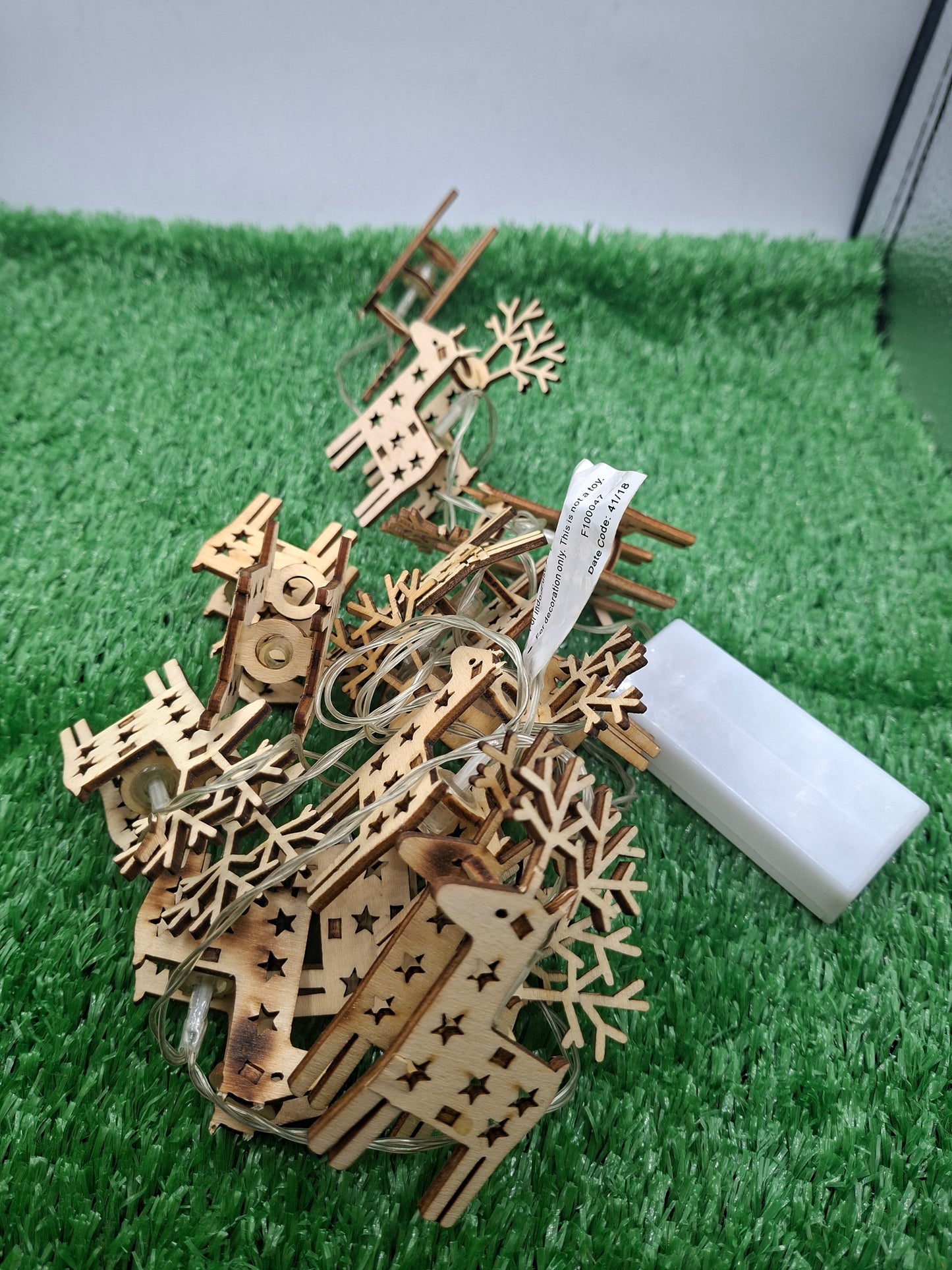 WOODEN CHRISTMAS LIGHTS