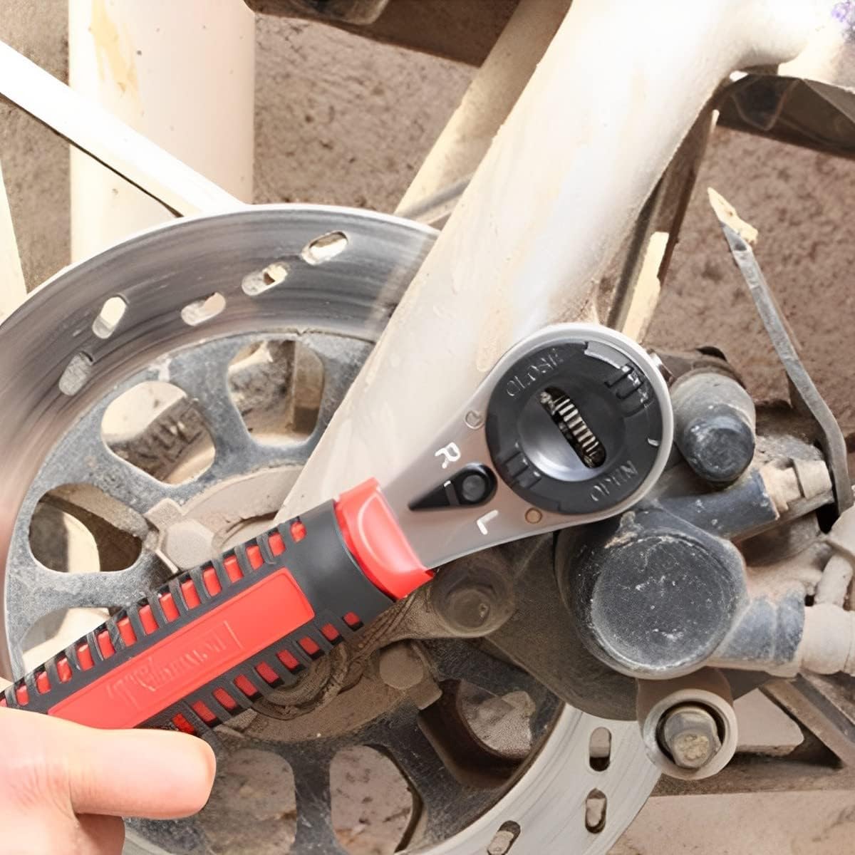 Multifunctional Ratchet Wrench, Adjustable Metal Heavy Duty Socket Wrenchfor 1/4-7/8 Inch Screw, Ergonomic Non-slip Wrench Portable Labor Saving Wrench for Repairing Car Motorcycle Bicycle