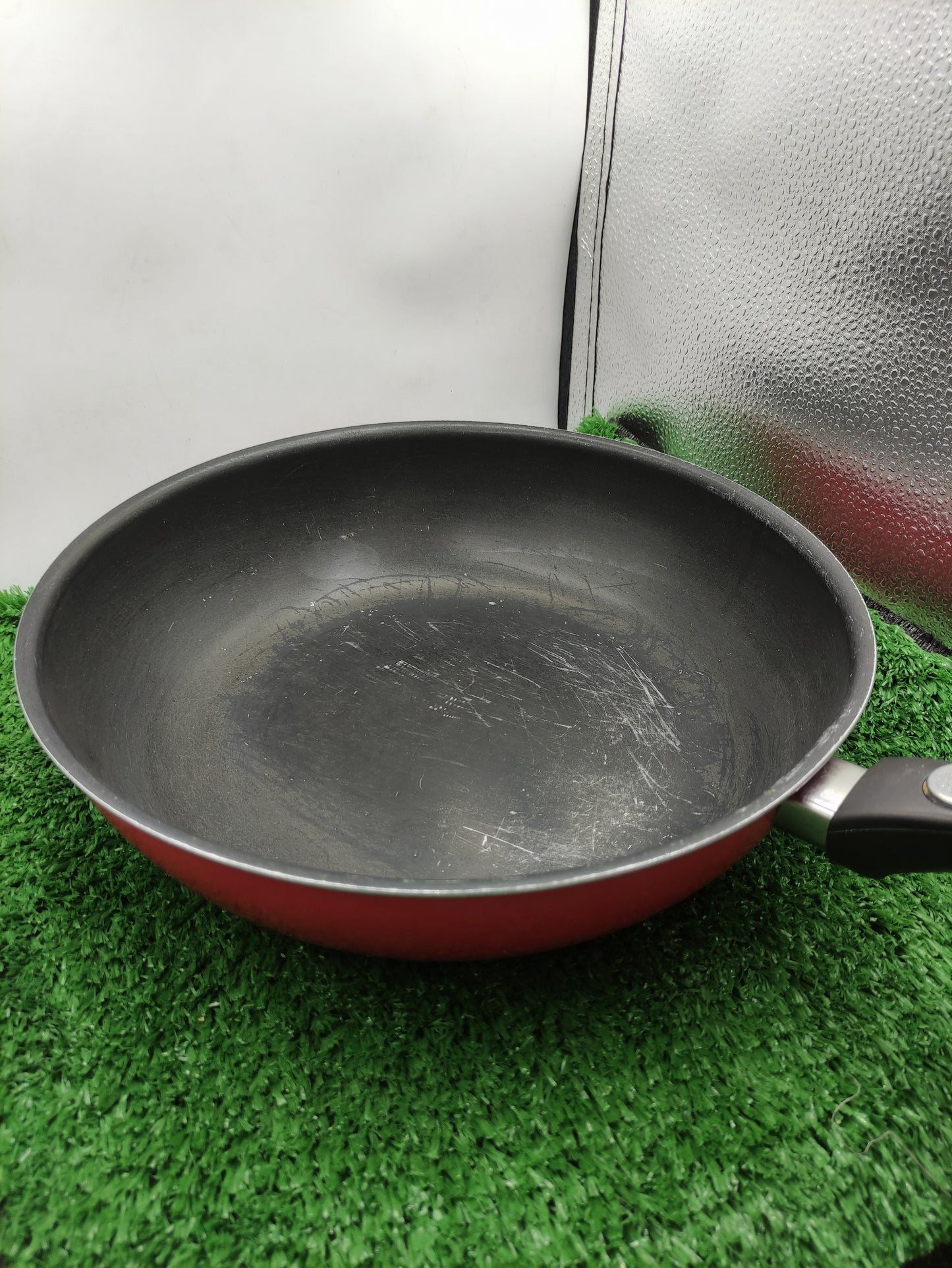 NON STICK FRYING PAN