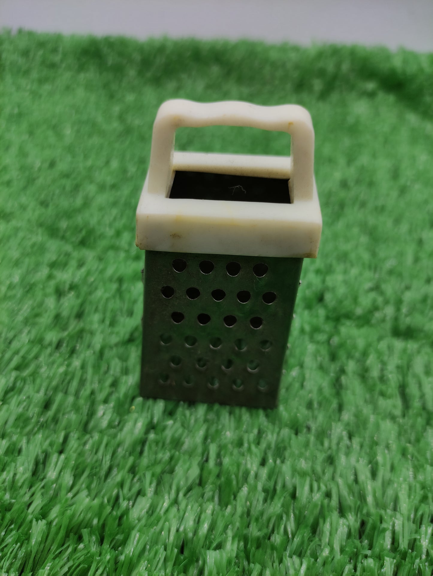 BUCKET MINI GRATER