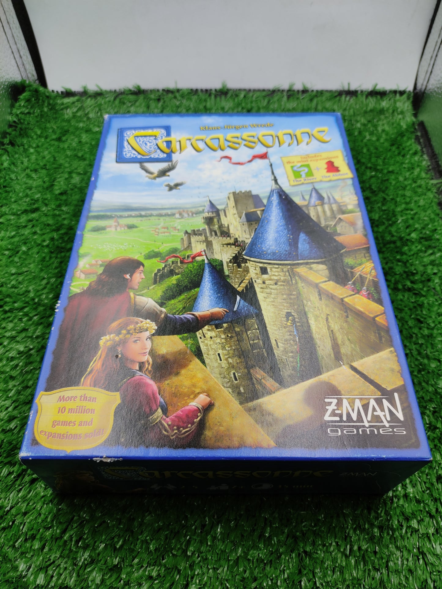 CARCASSONNE BOARD GAME
