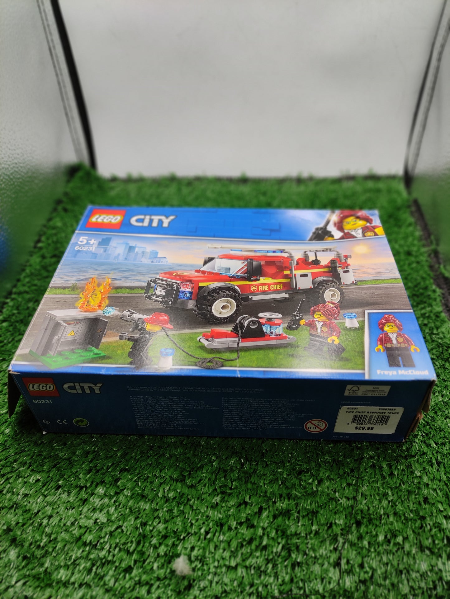 FIRE CHEIF RESPONSE TRUCK