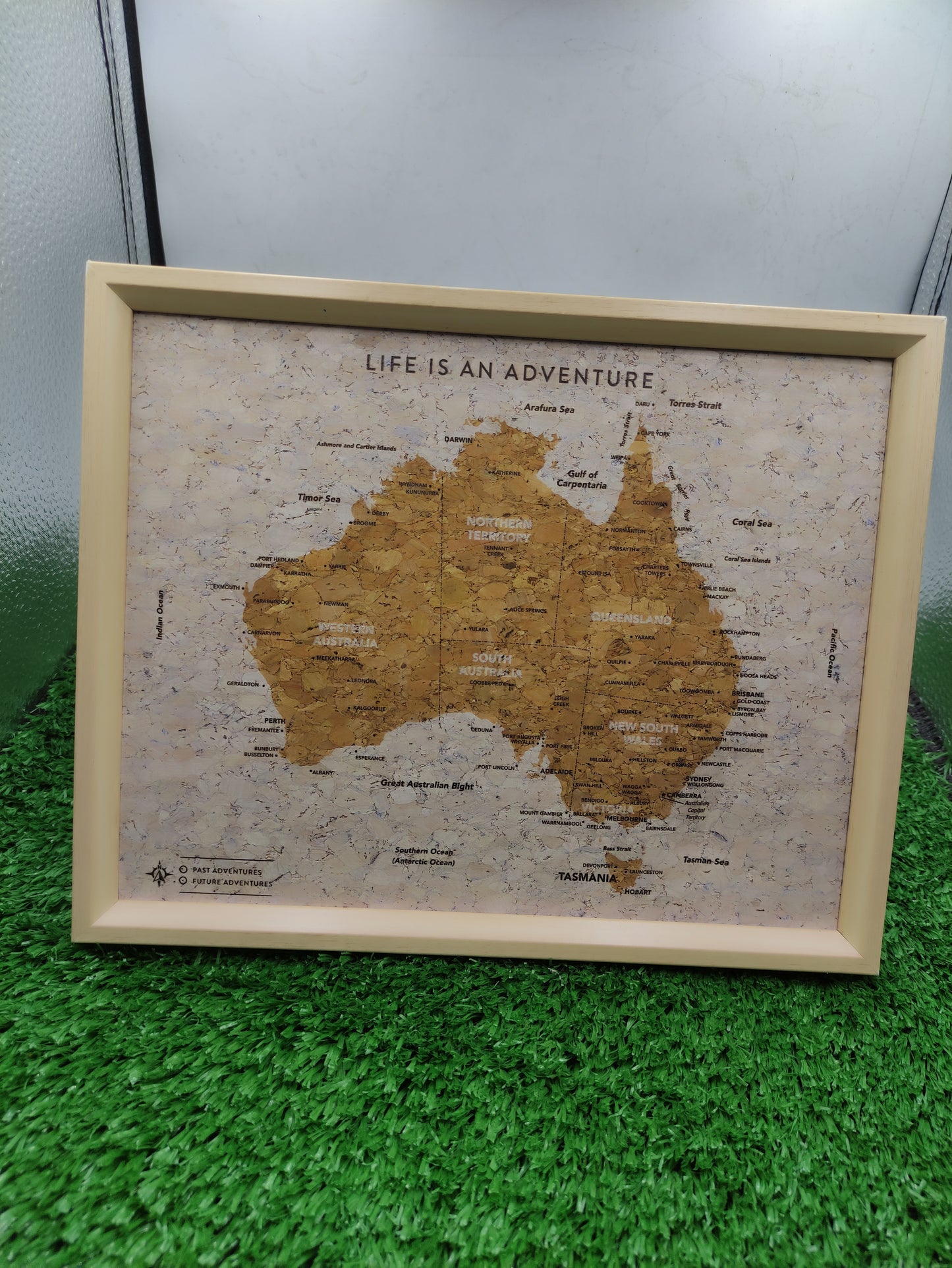 SPLOSH TRAVEL BOARD AUSTRALIA SMALL MAP CORK PIN BOARD