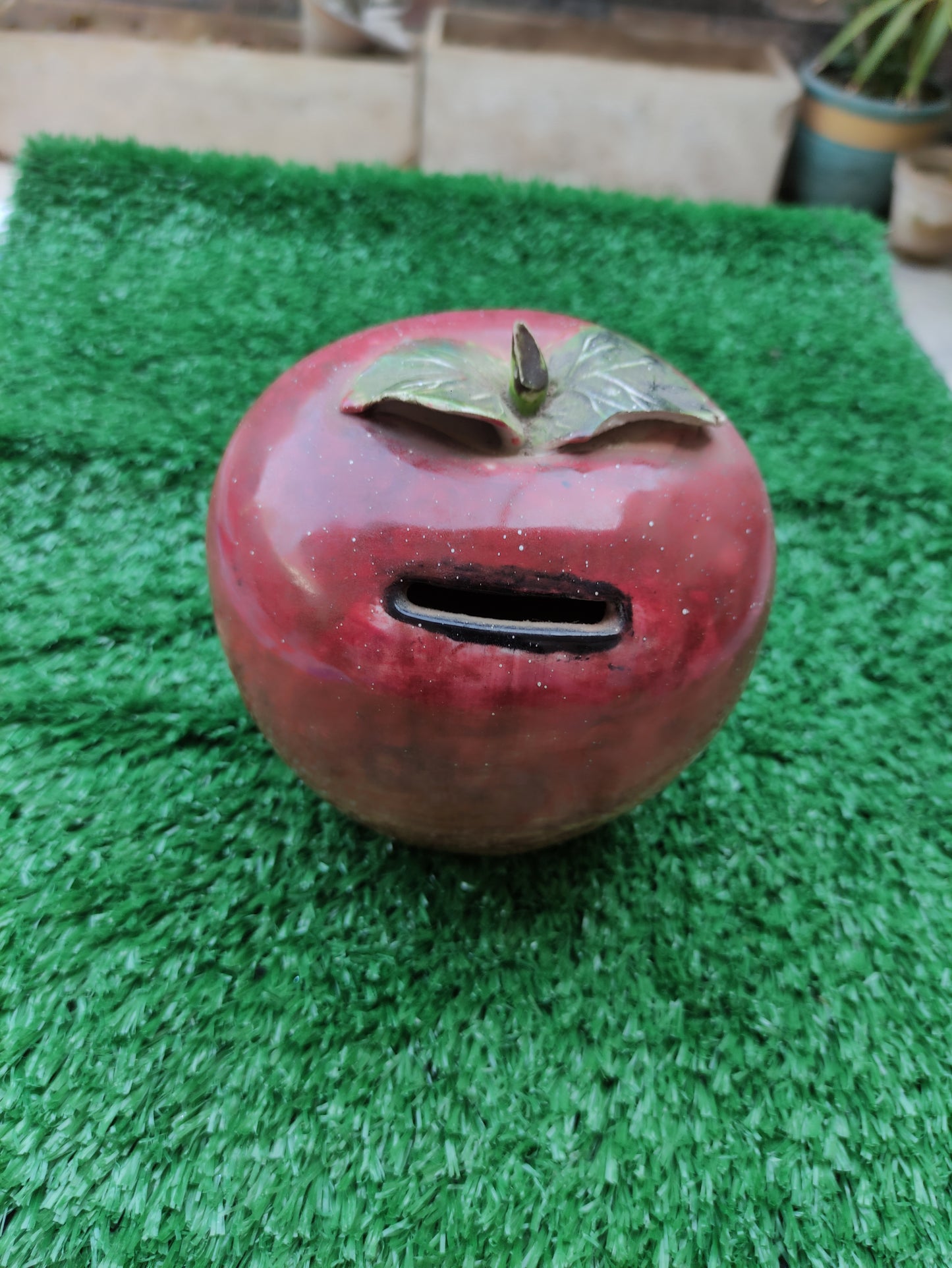 APPLE PIGGY BANK