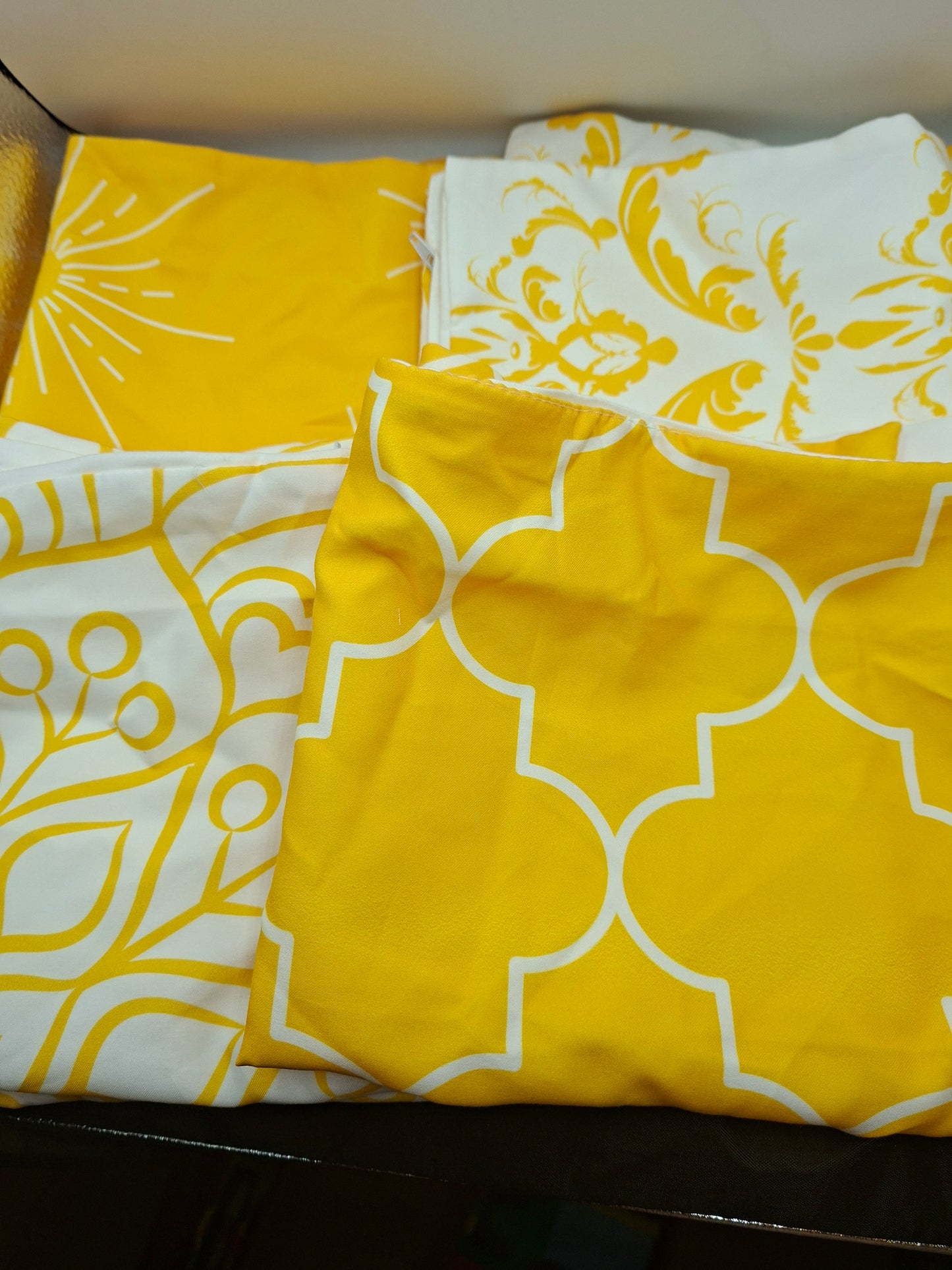 AMAZON UK CUSHION COVERS 4PCS