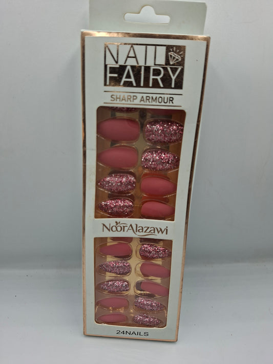 FAKE NAILS