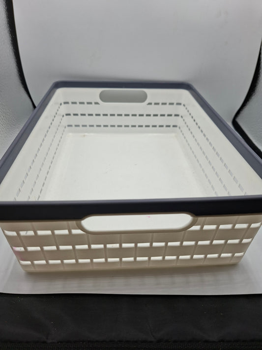 BASKET ORGANISER