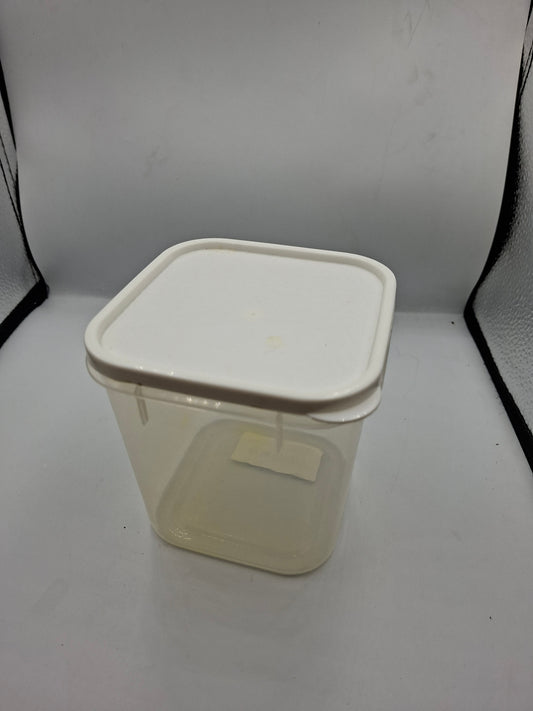 CONTAINER