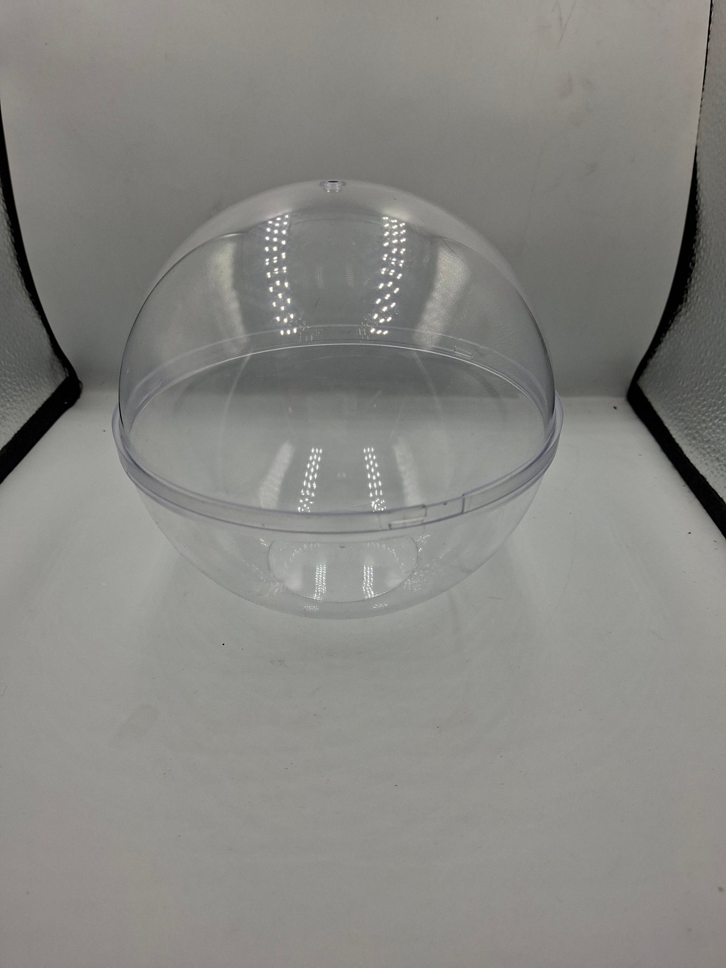 PLASTIC BALL