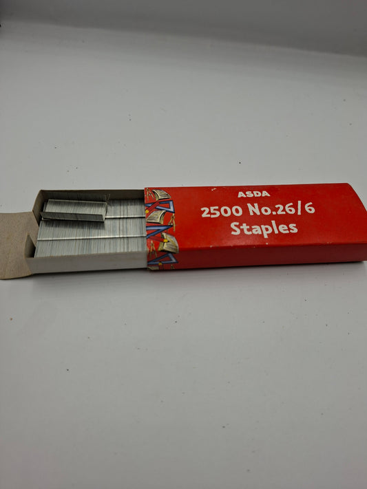 STAPLE PINS