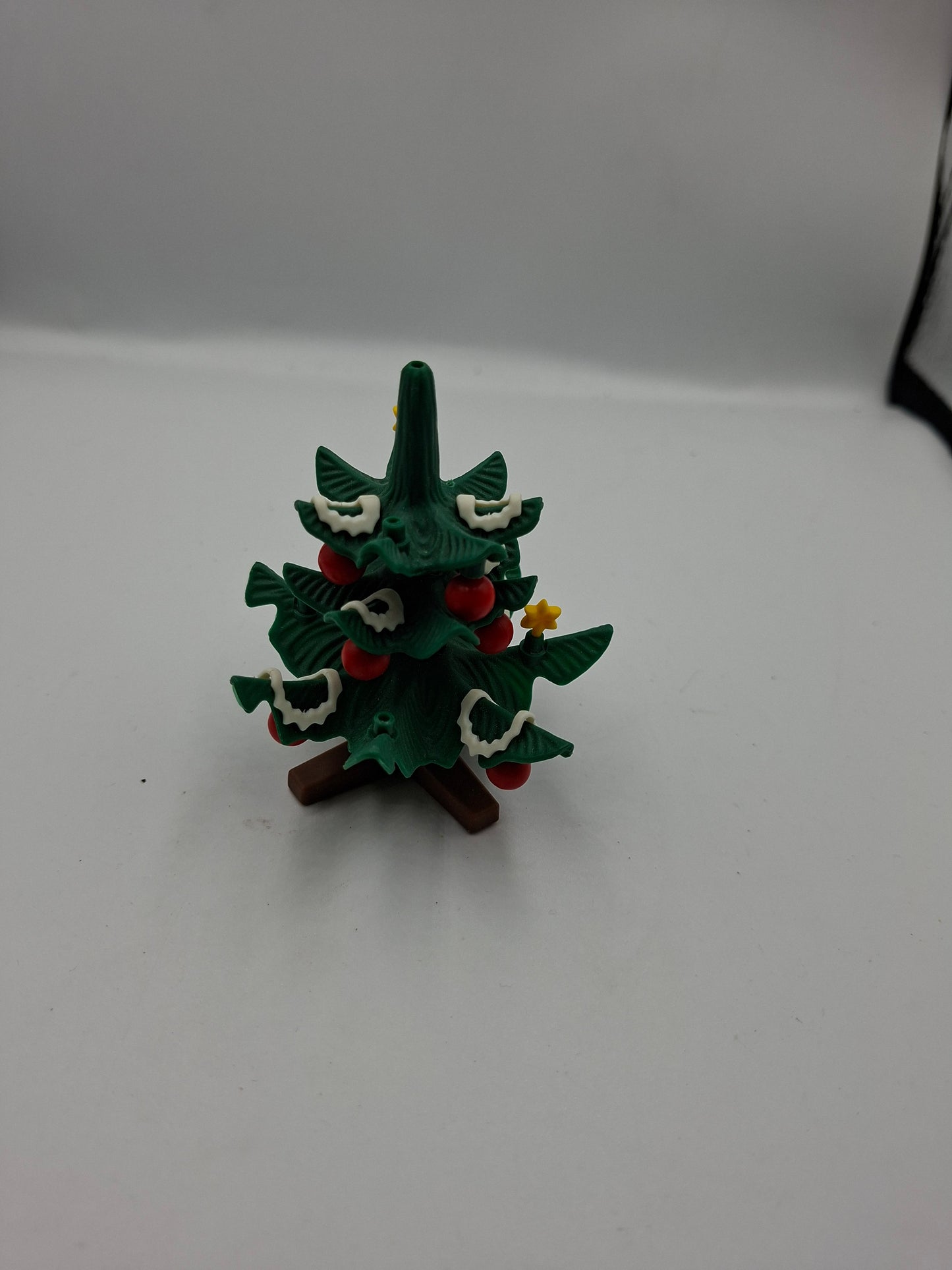 CHRISTMAS TREE TOY