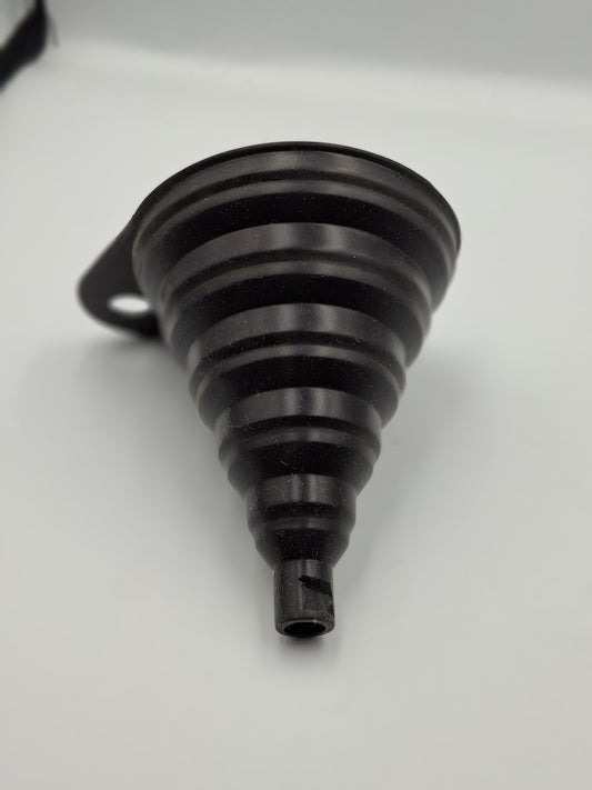 COLLAPSIBLE FUNNEL
