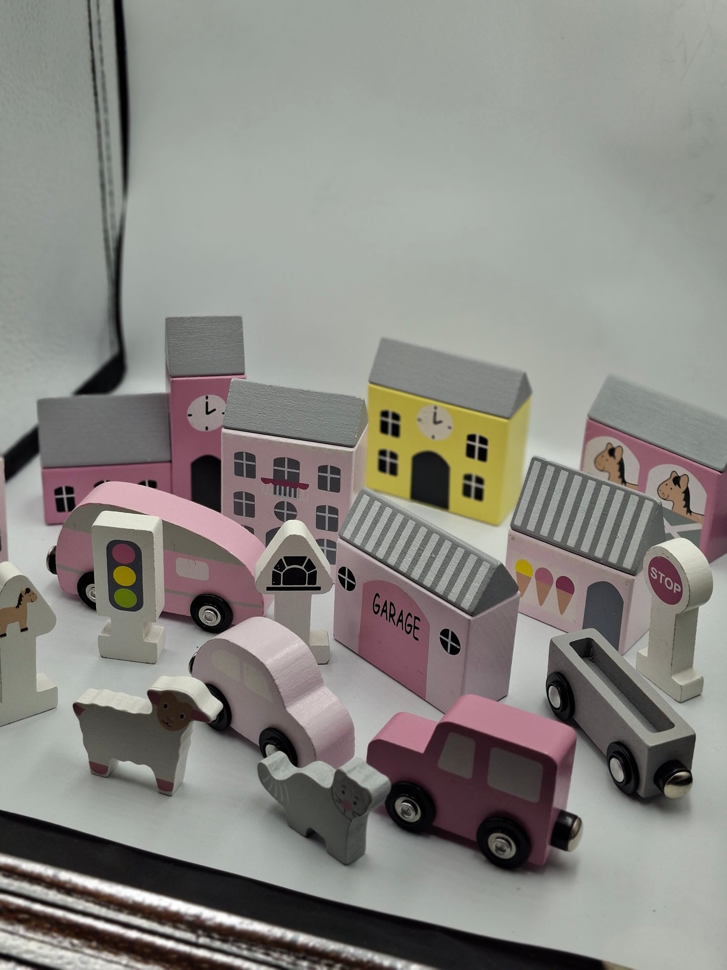 WOODEN TOWN