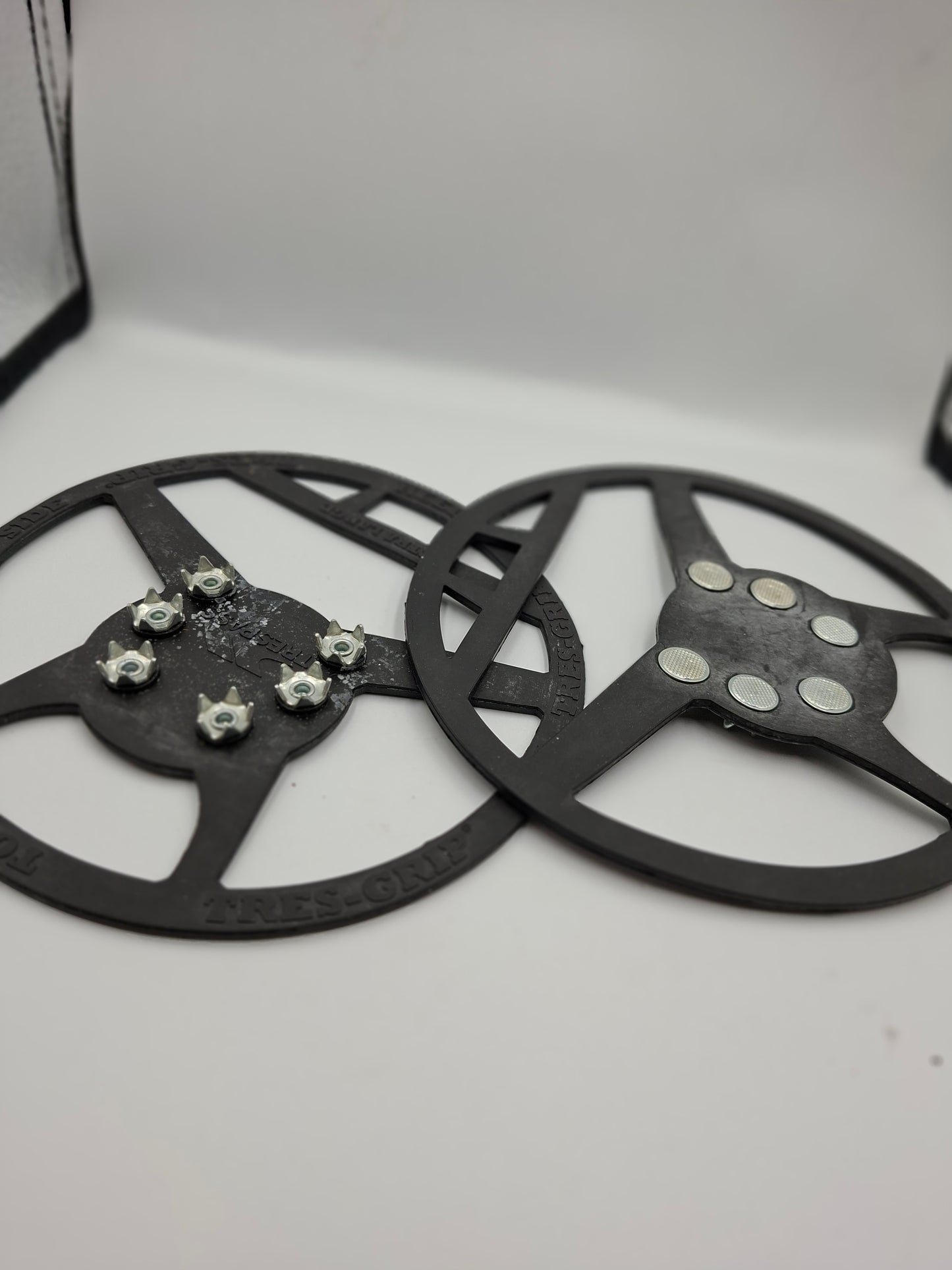 ICE GRIPPER