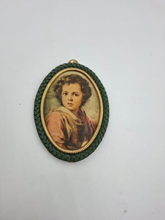 DECORATION HANGING