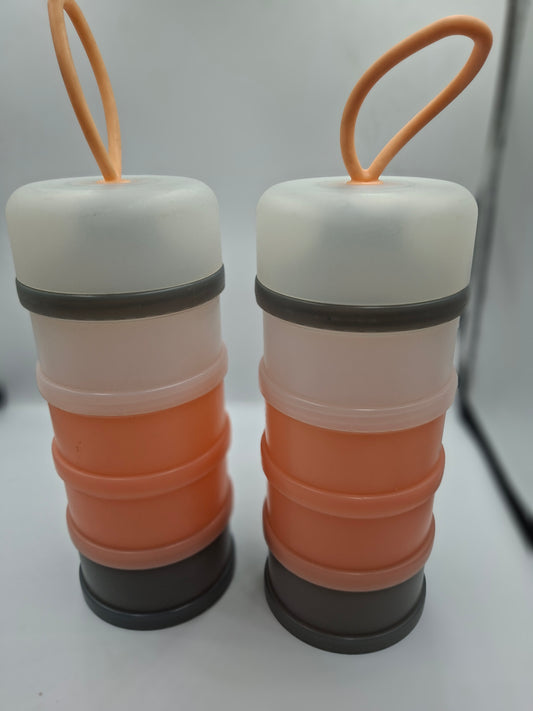 MILK CONTAINERS