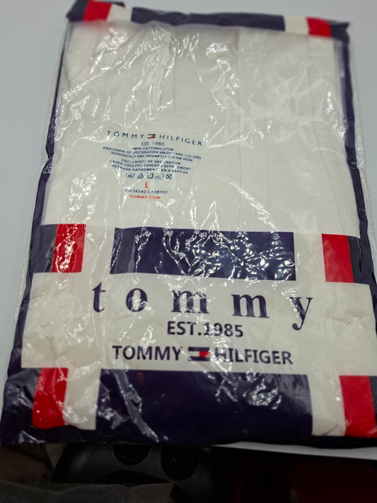 TOMMY HILFIGER VEST (SMALL,MEDIUM,LARGE,XLARGE)