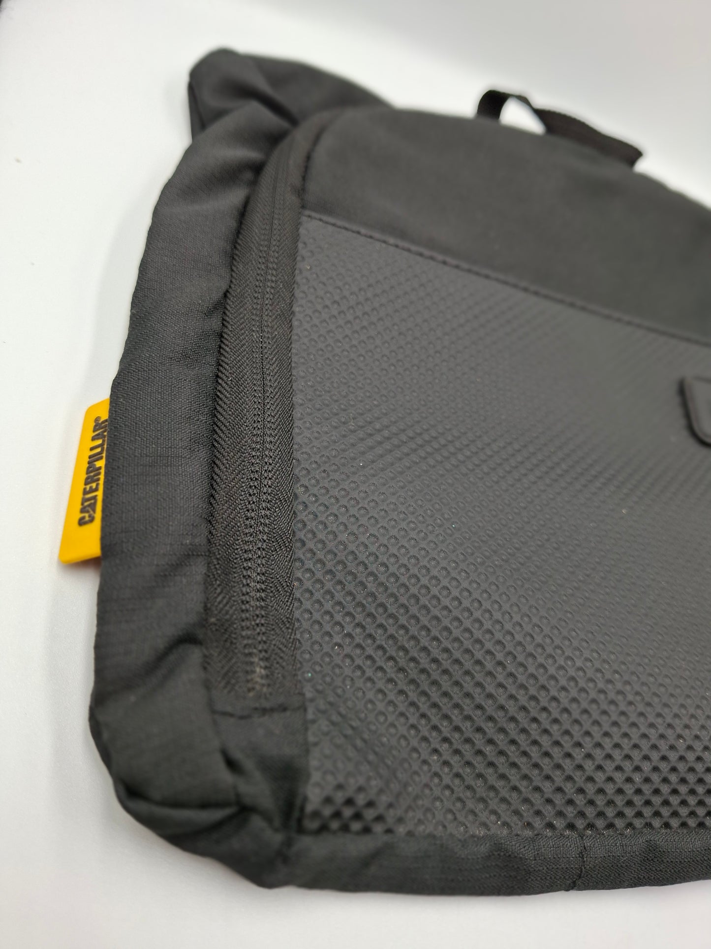 CATERPILAR POUCH